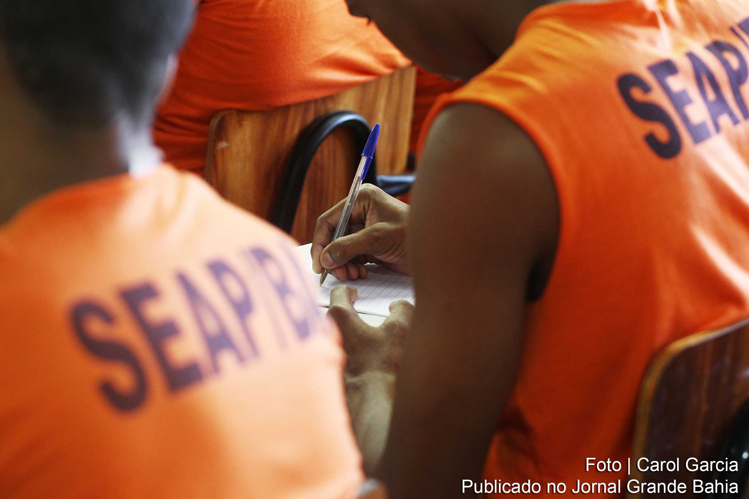 Governo da Bahia amplia vagas para penitenciários.