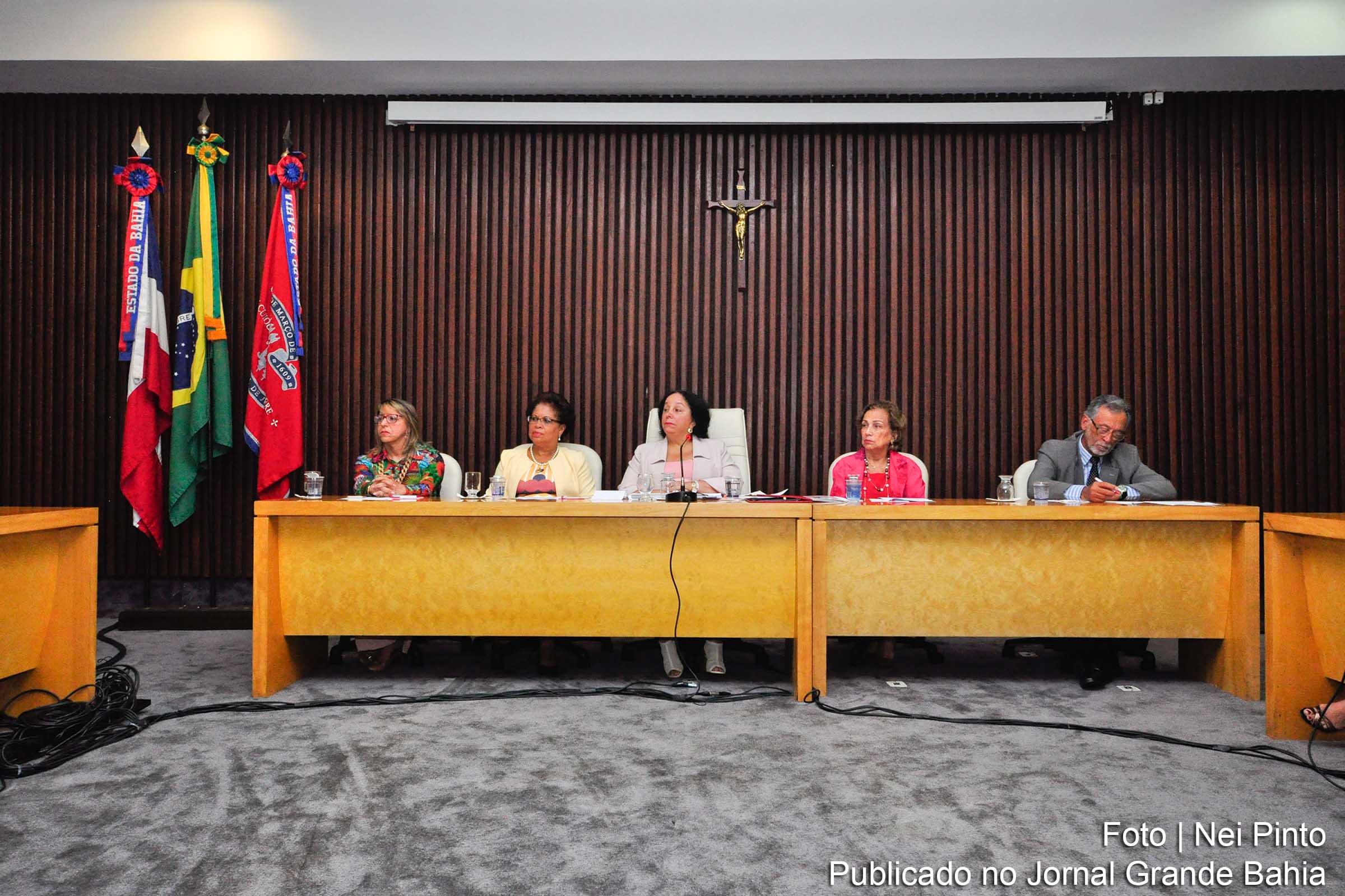 Reunião sobre 'Mutirão Carcerário no Estado da Bahia' presidido pela desembargadora Maria do Socorro Barreto Santiago, presidente do TJBA.