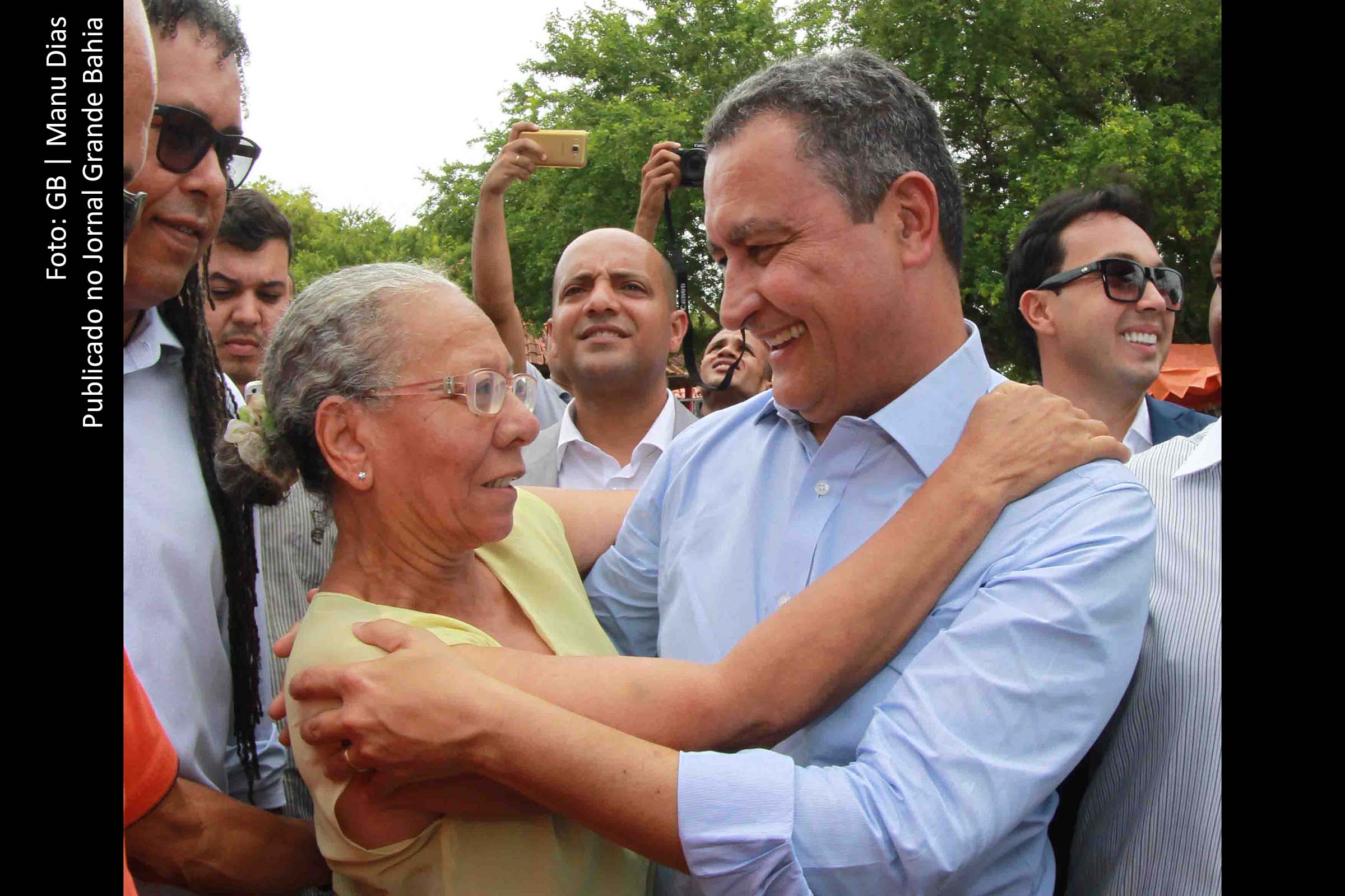 Cidadã parabeniza governador Rui Costa pelo trabalho.