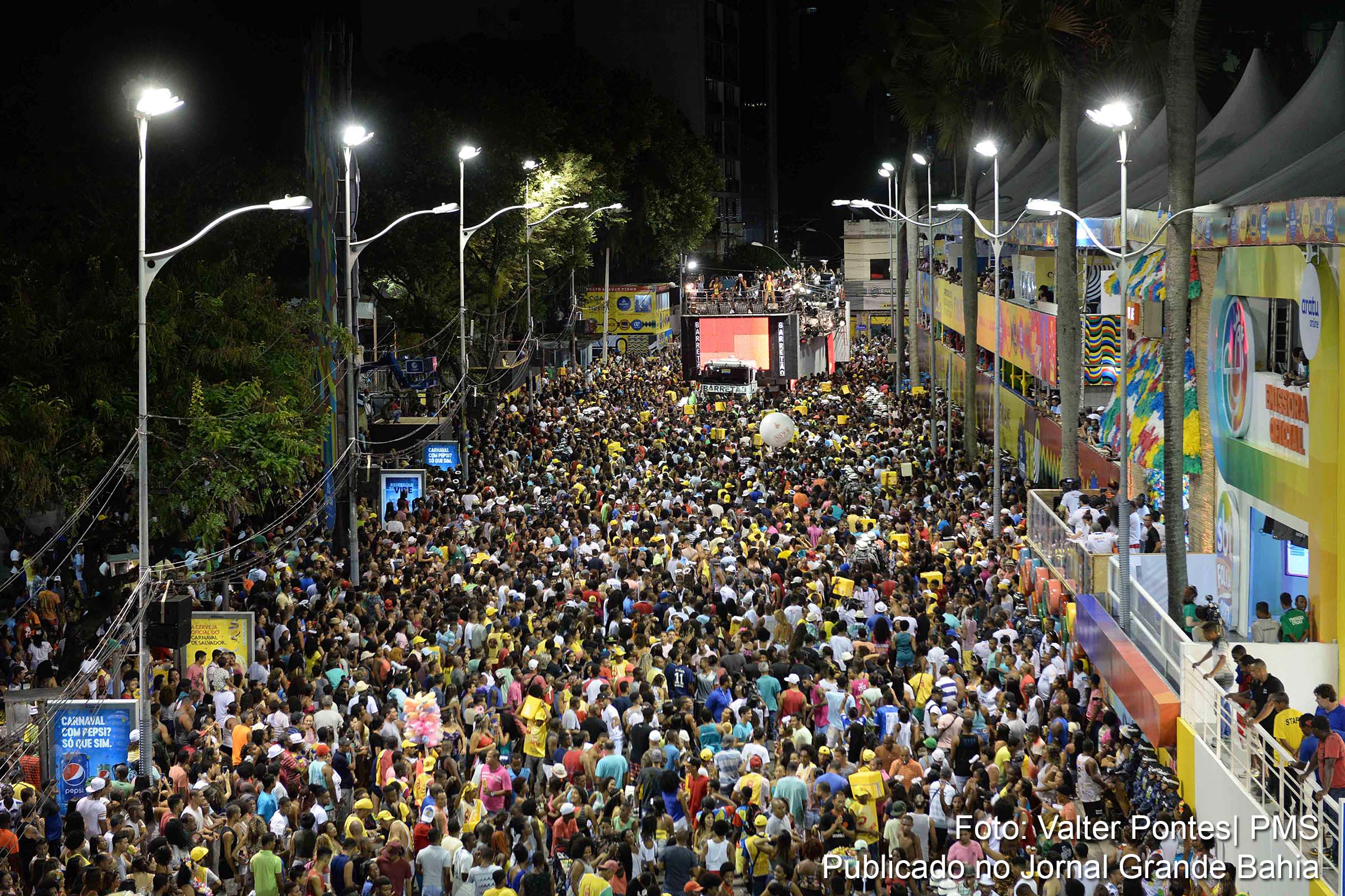 Na mais tradicional passarela da folia baiana, o Campo Grande, Léo Santana arrastou uma multidão de foliões-pipoca. Nutricionista apresenta dicas para “curar” a ressaca de Carnaval.