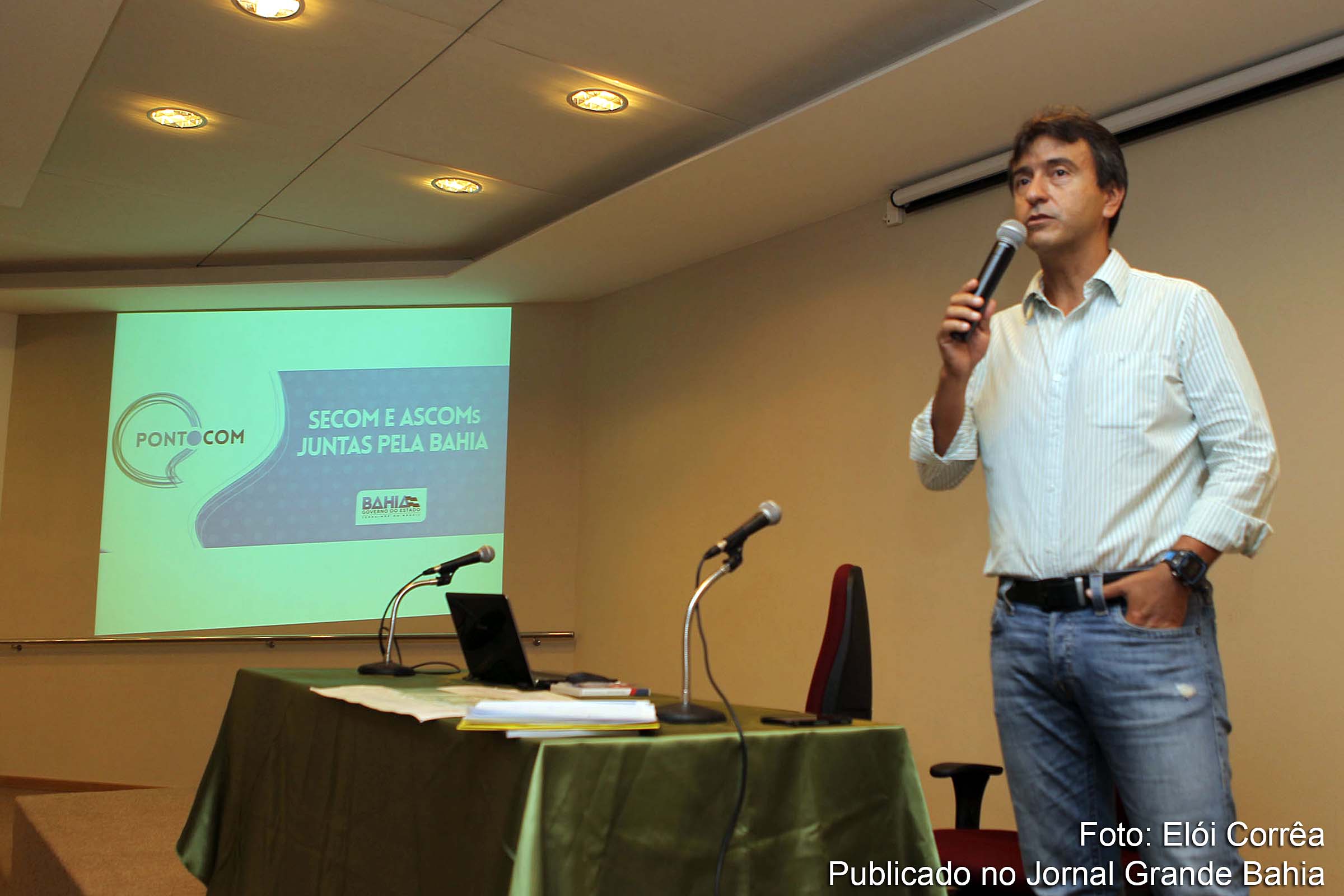 André Curvello, Secretário Estadual de Comunicação, palestra em Valença.