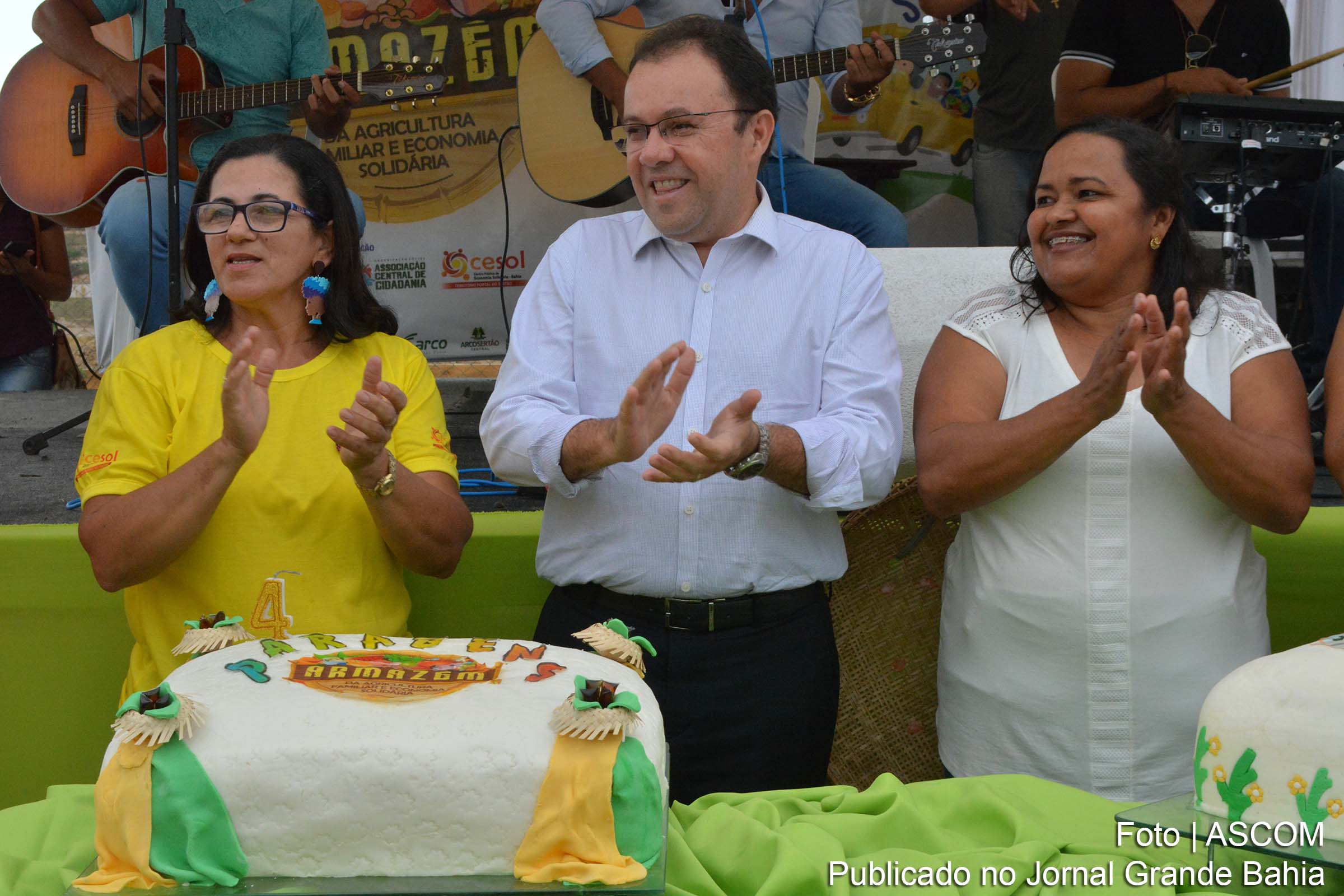 Diretor-presidente da CAR, Wilson Dias, comemora resultados do Armazém da Agricultura Familiar de Serrinha.