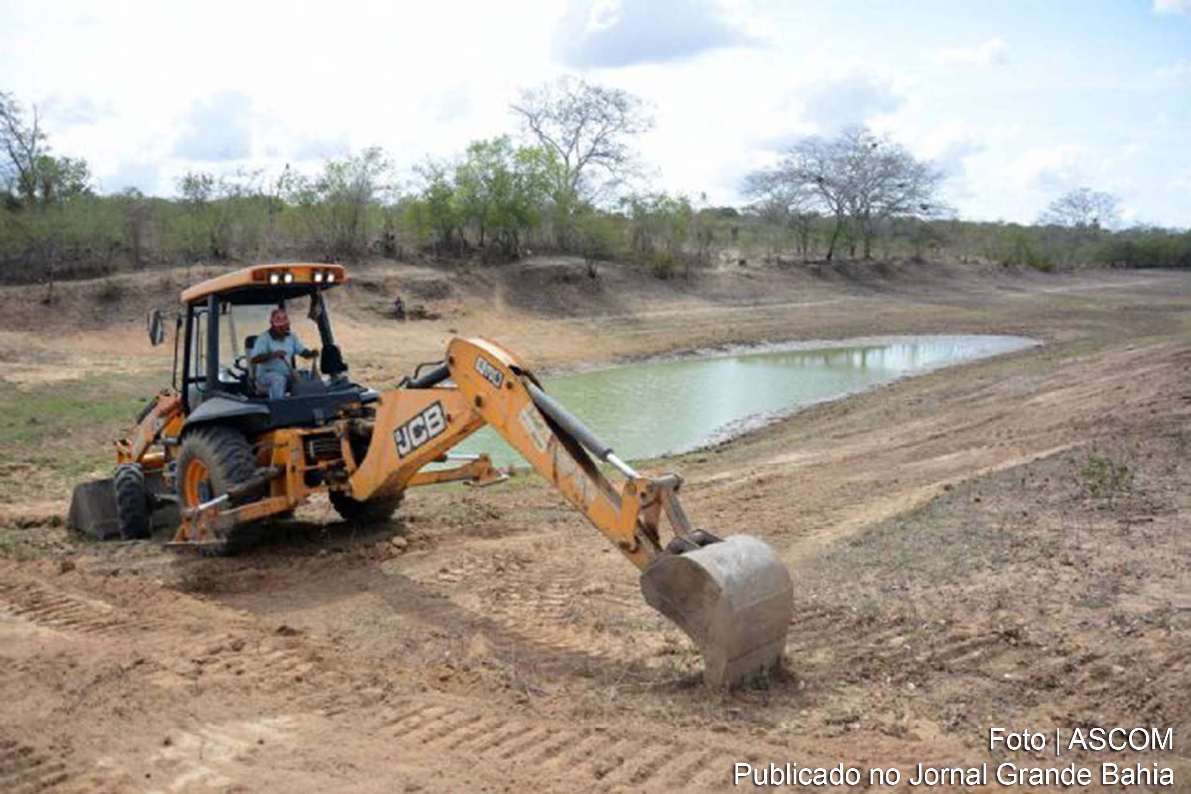 No Distrito de Tiquaruçu, Prefeitura de Feira de Santana transforma aguadas e represas em açudes