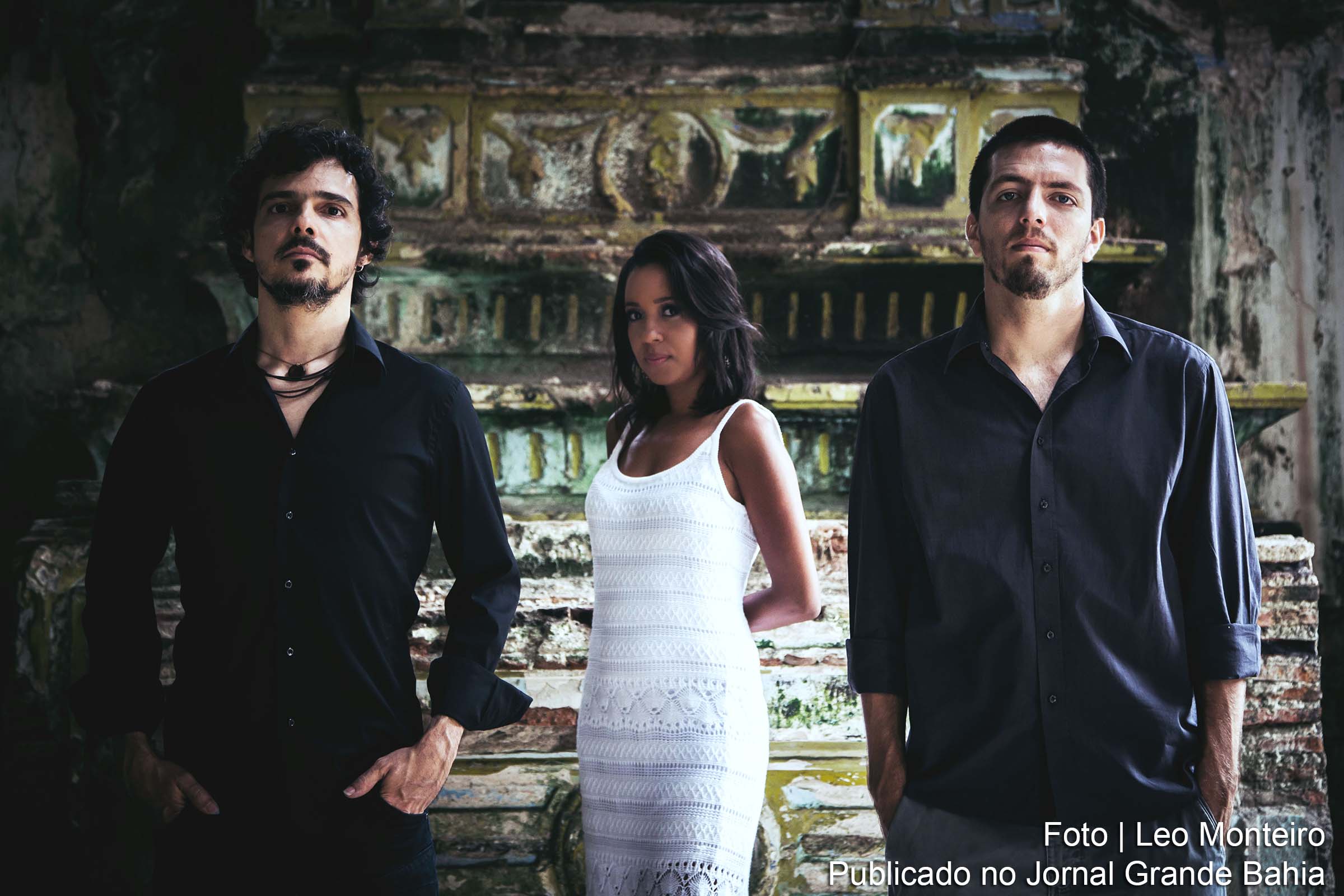 Grupo 'Sertanília' apresenta show em Feira de Santana e lança CD 'Gratia'.