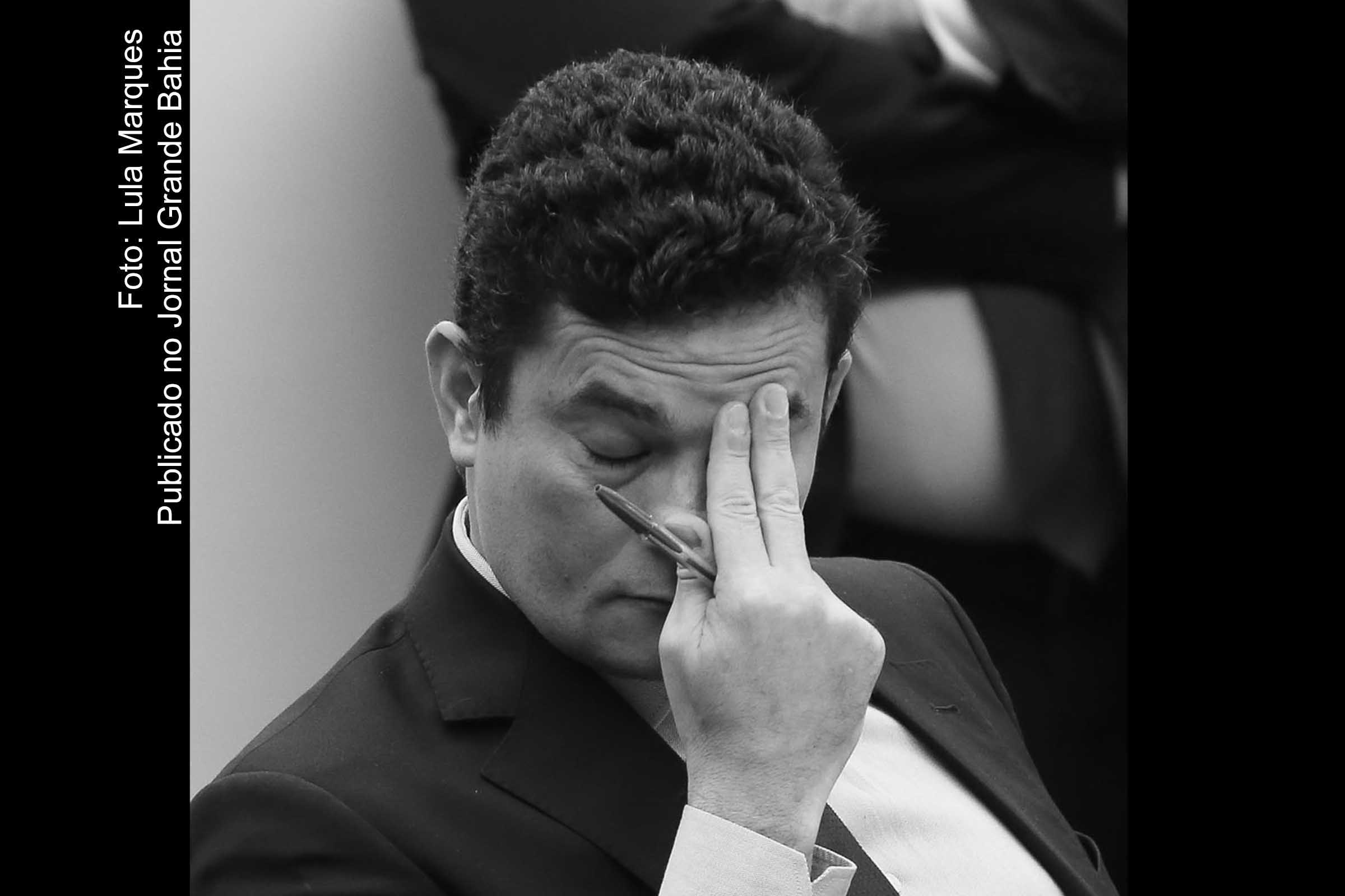 Juiz Sérgio Moro é acusado de violar direitos civis de blogueira.