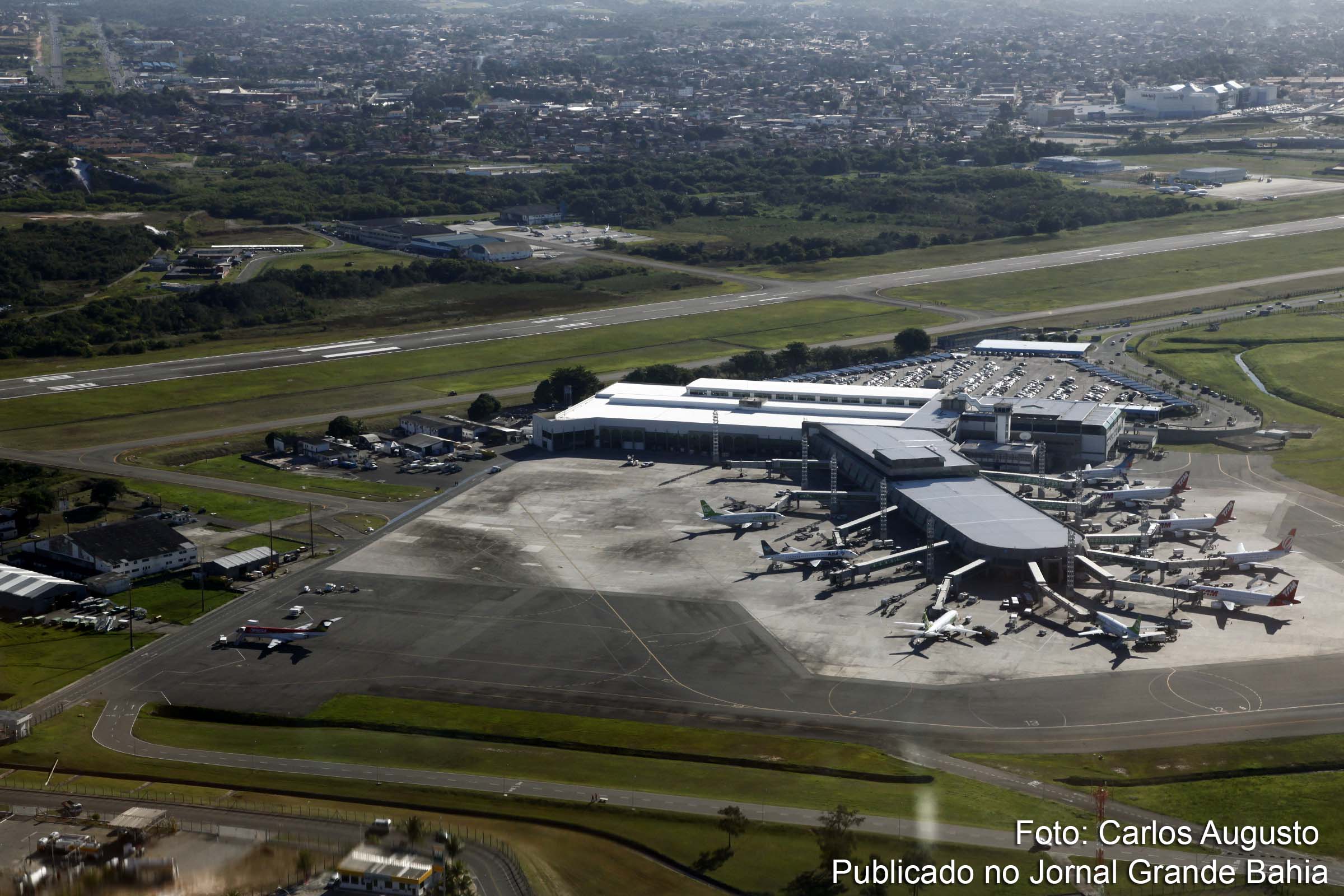 Aeroporto Internacional de Salvador é concedido por R$ 660 milhões à empresa francesa Vinci Airports