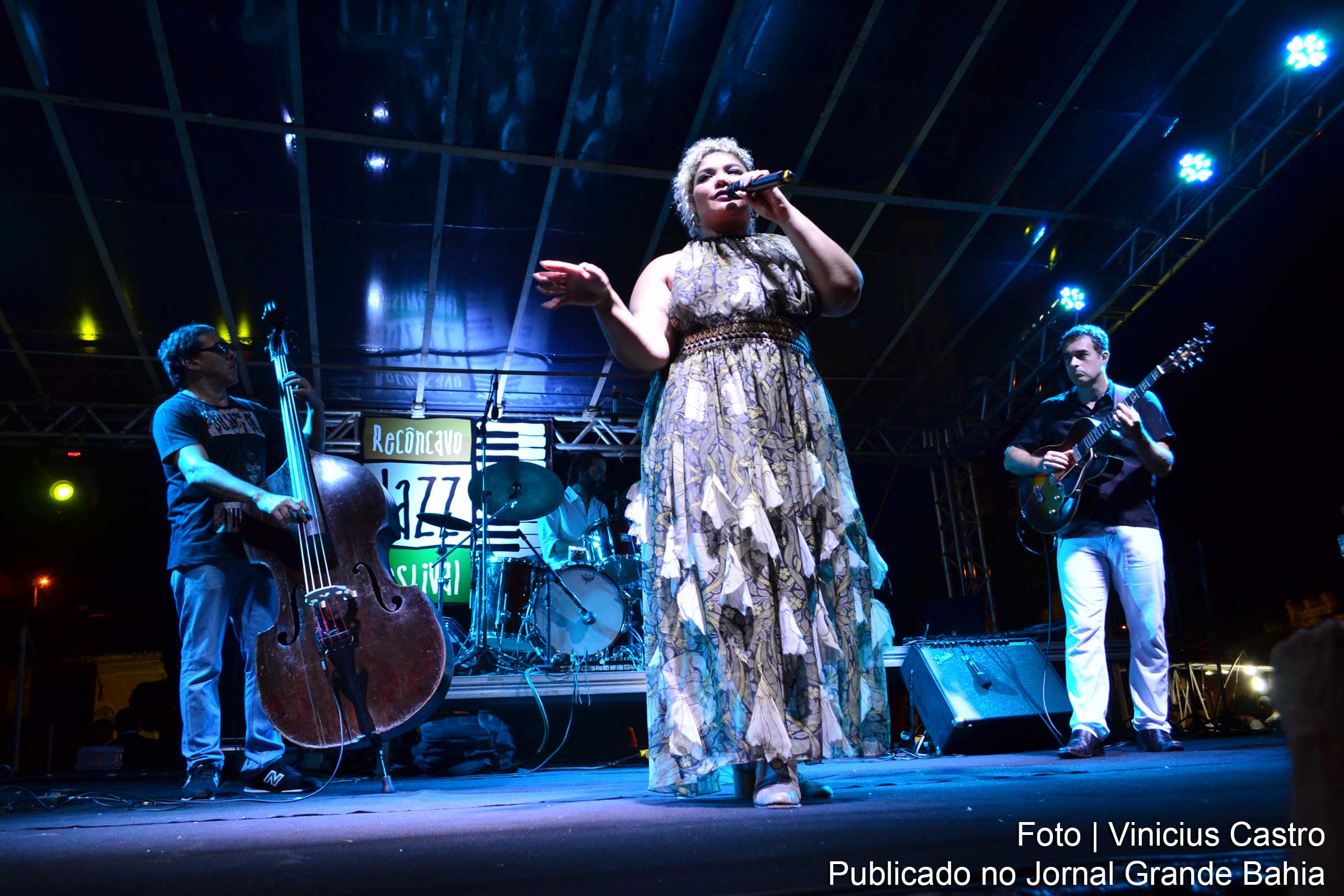Alma Thomas canta no Recôncavo Jazz Festival.