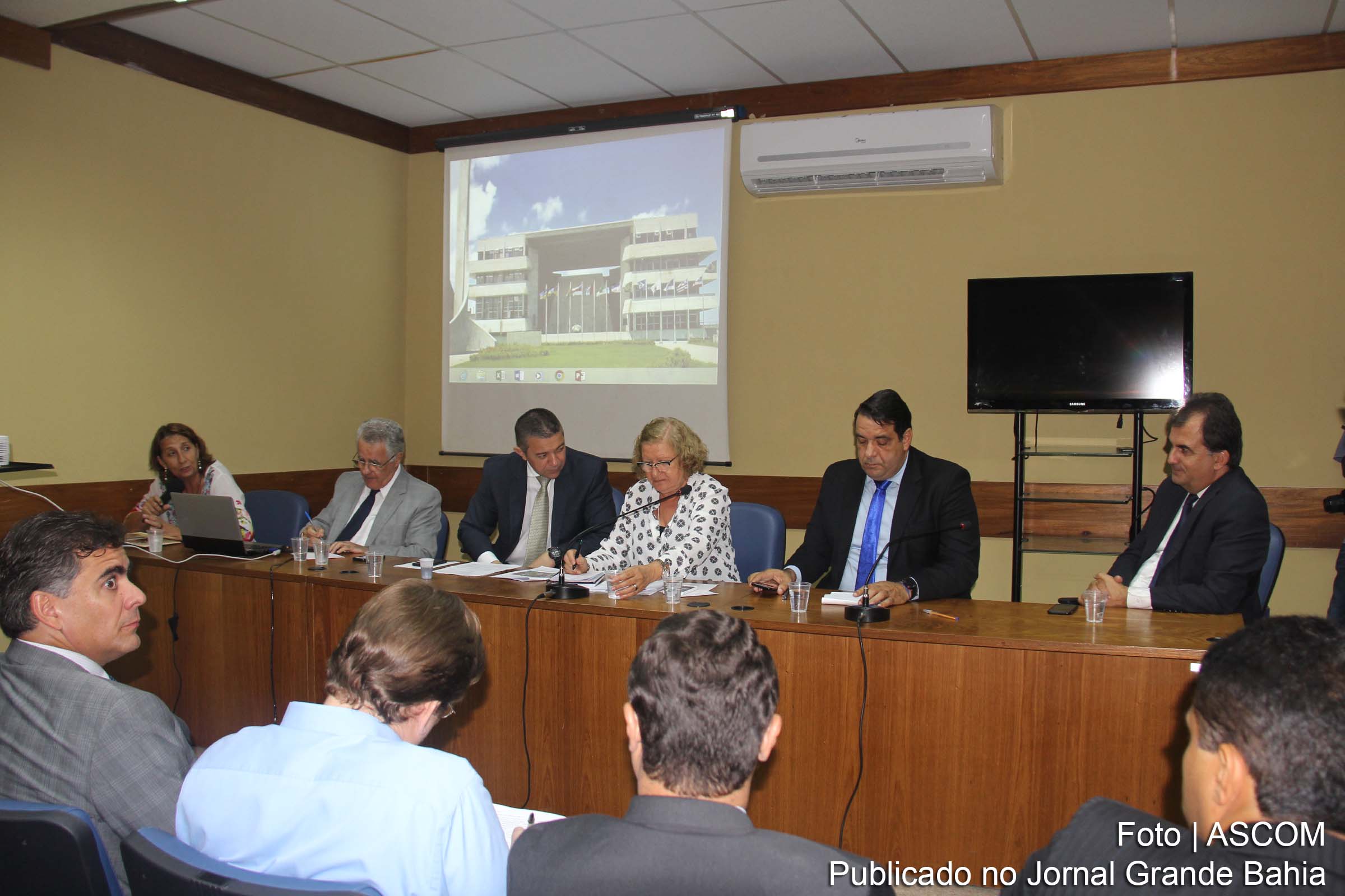 Audiência na ALBA debate implantação do BRT de Salvador.