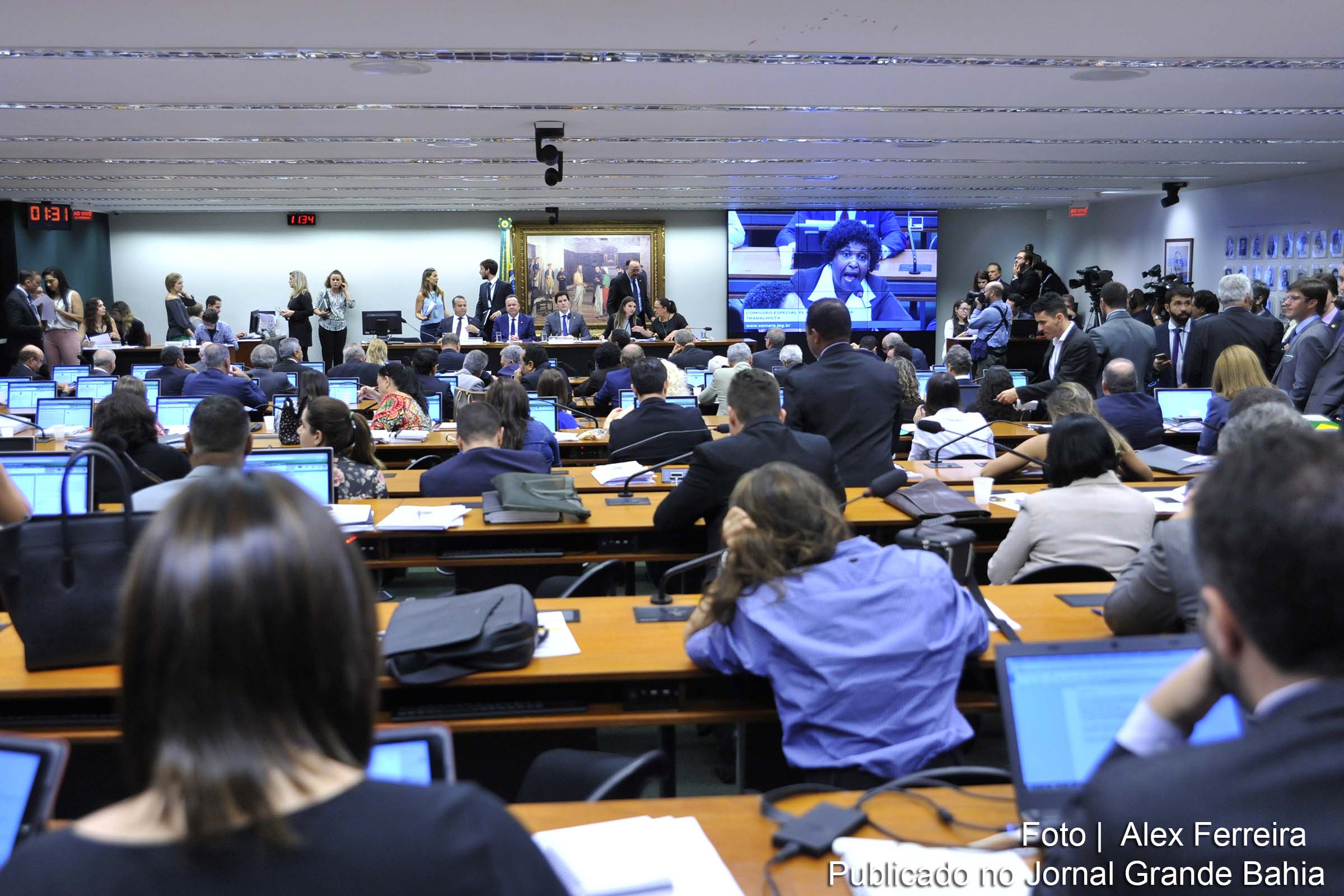 Reunião Ordinária para discussão e votação do parecer do relator.
