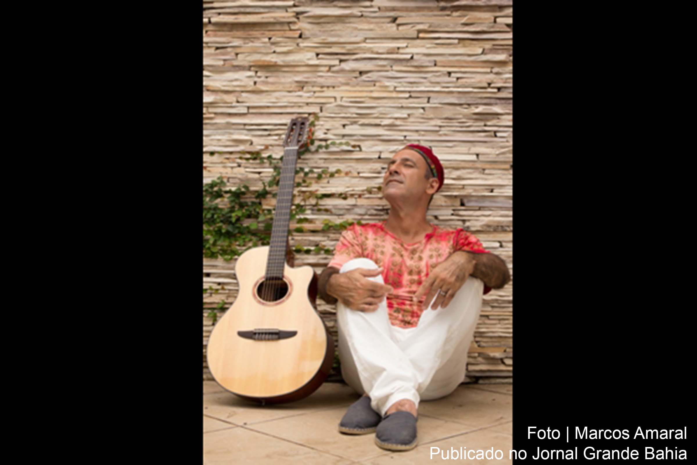 O cantor e compositor André Parente mistura, show 'Sudoeste', canções autorais e músicas de intérpretes da MPB, reggae, rock e samba-rock.