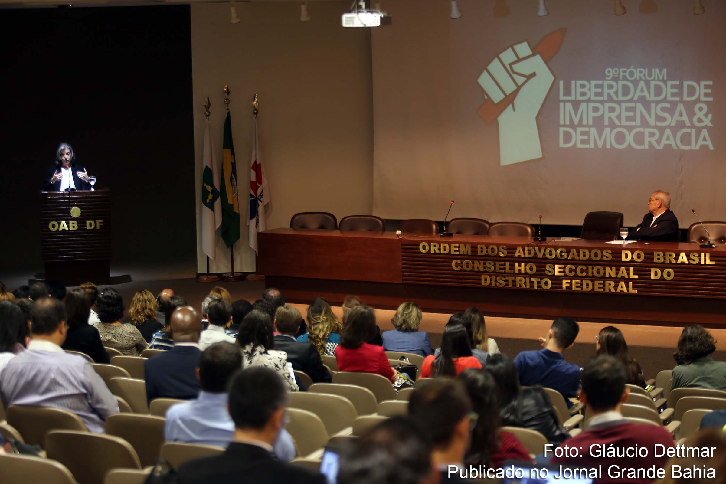 Ministra Cármen Lúcia palesta no 9º Forum Liberdade de Imprensa e Democracia.