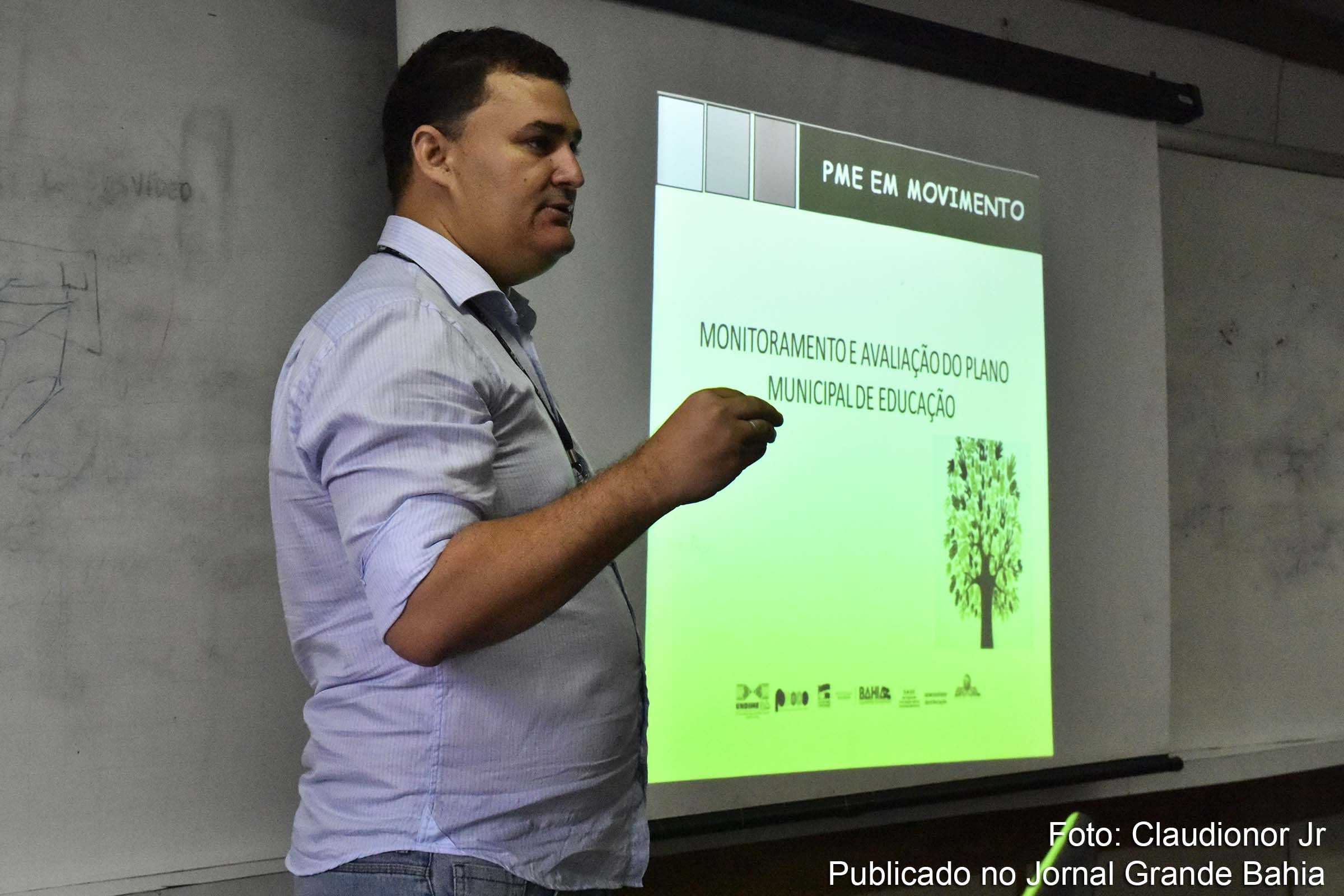 Governo da Bahia lança programa 'Saúde na Escola'.