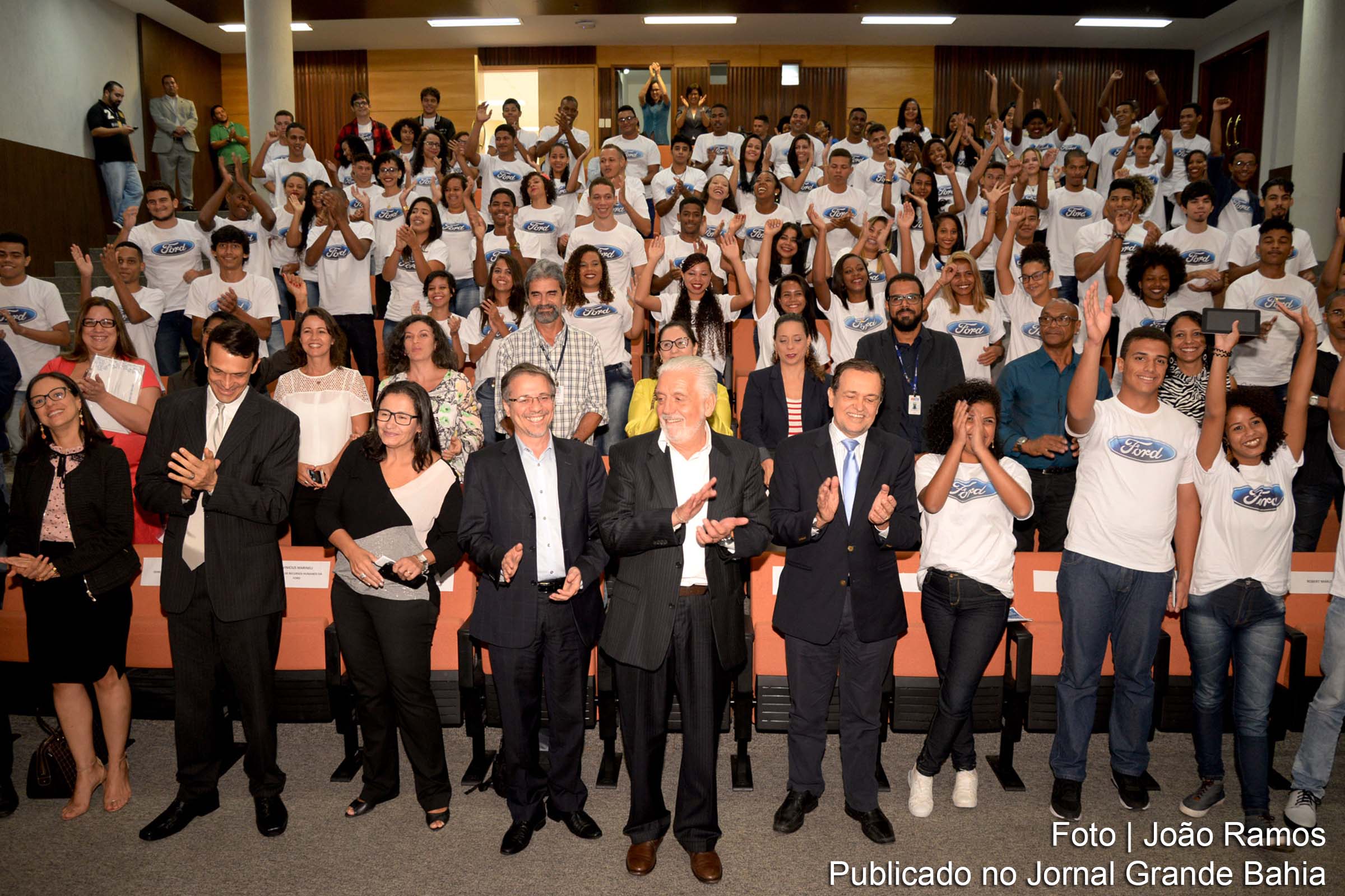 Programa Ford Educação de Jovens.