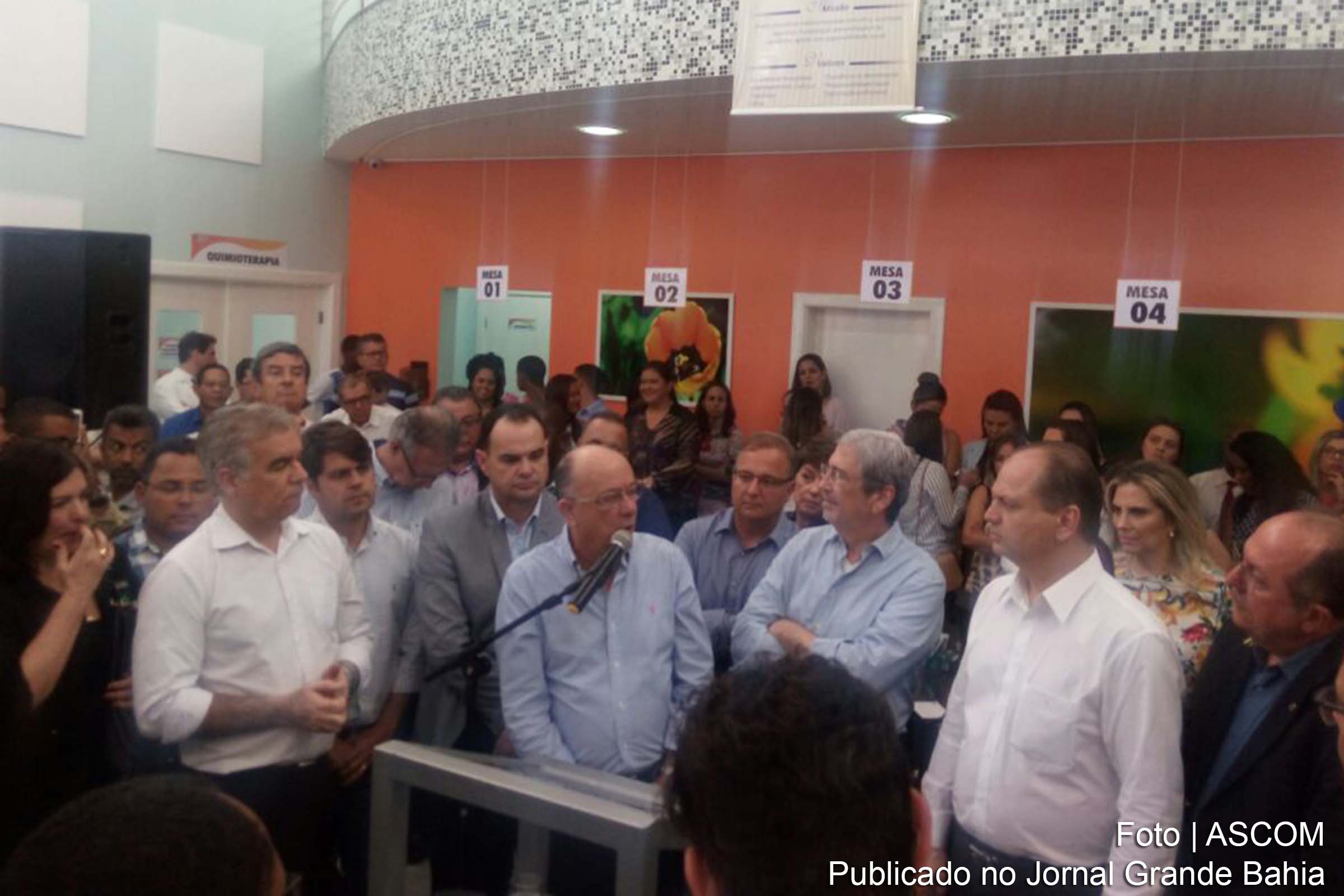 Prefeito José Ronaldo recebe Ministros do Governo Temer.