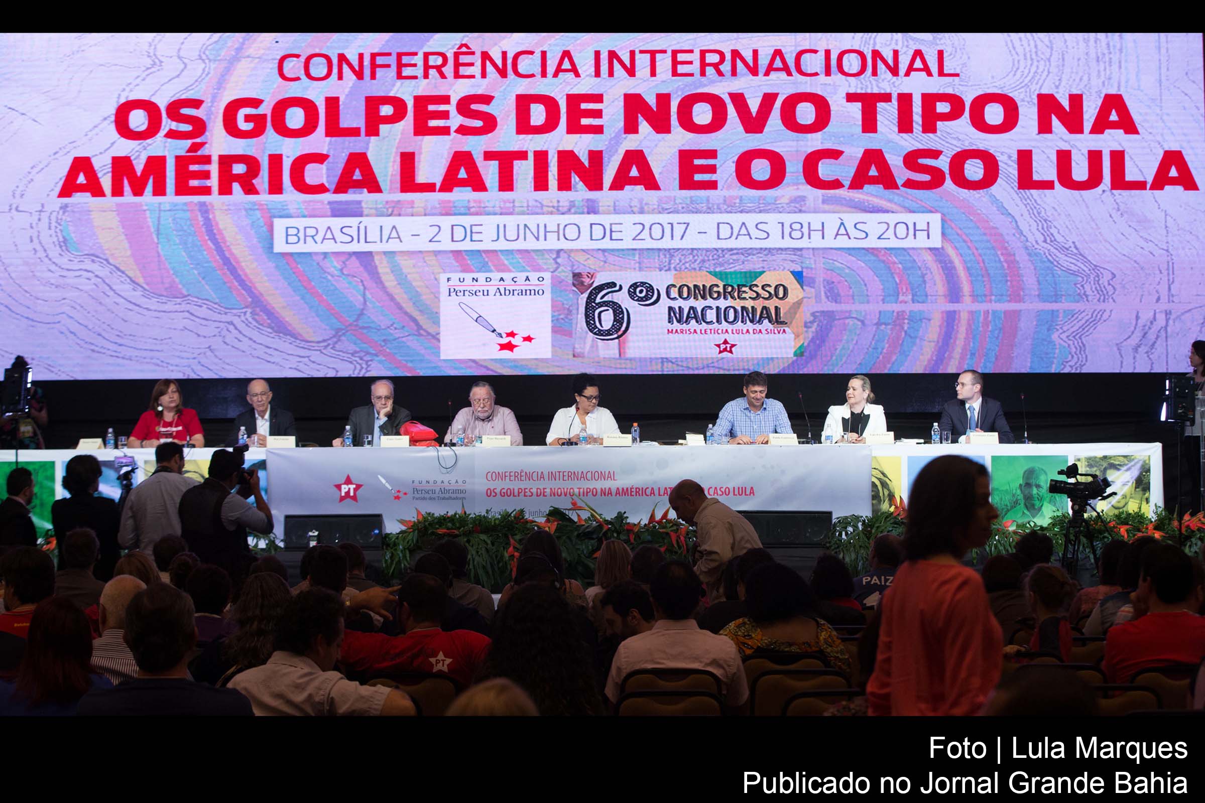 Conferência 'Os golpes de novo tipo na América Latina e Caribe e o Caso Lula'. Debate com intelectuais, juristas e militantes latino-americanos explicou a forma como se dá o novo tipo de golpe na América Latina e suas motivações.