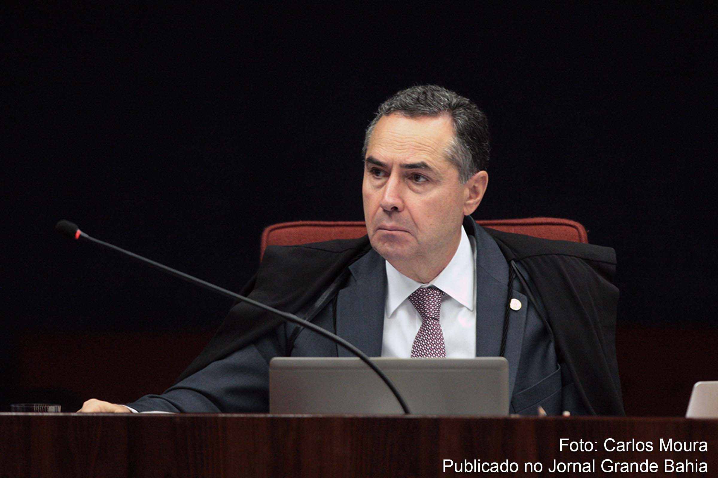 O ministro Luís Roberto Barroso deferiu parcialmente o Habeas Corpus (HC) 122201 para determinar o trancamento de ação penal.