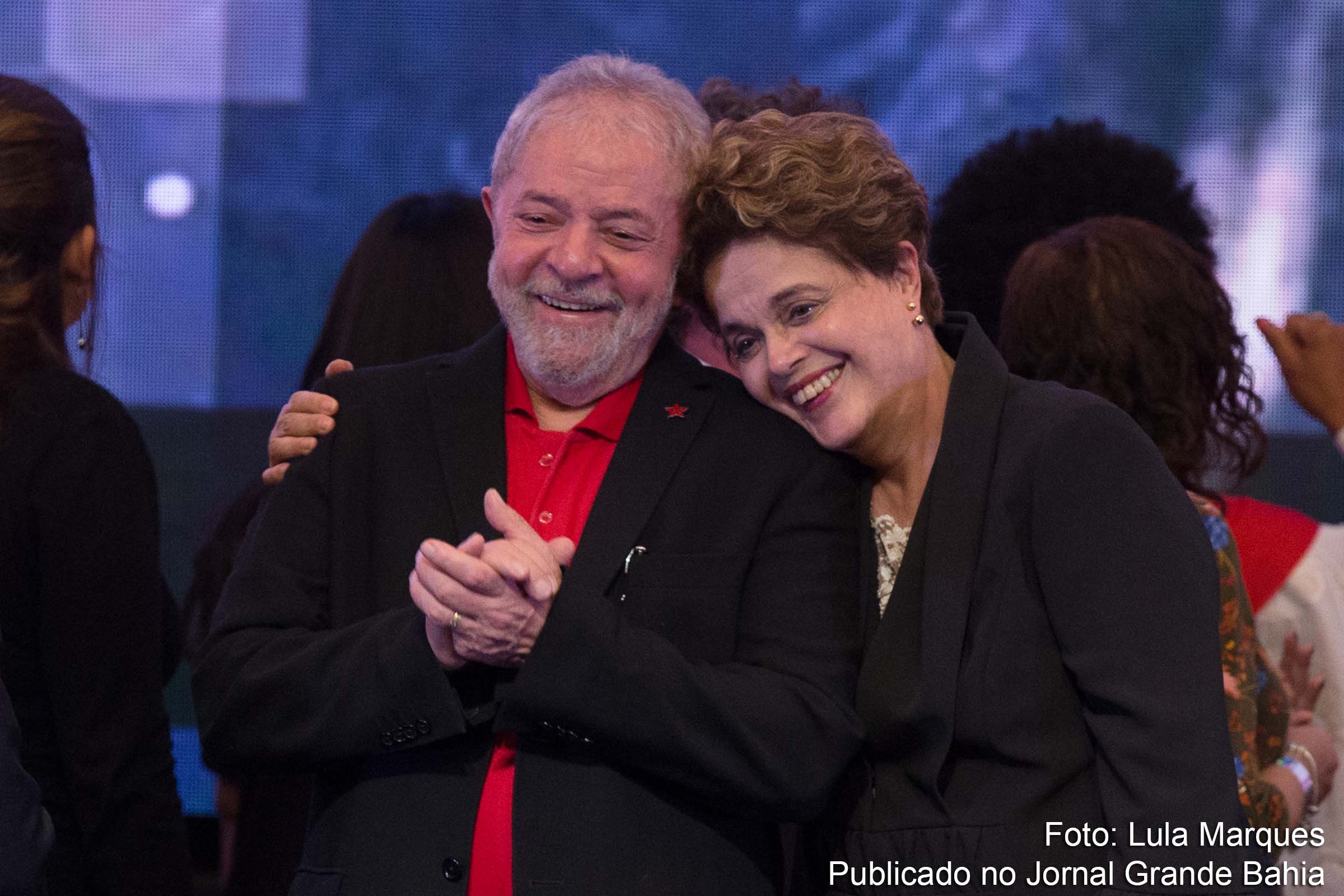 Ex-presidente Lula e Dilma Rousseff durante o '6º Congresso Nacional do PT – Marisa Letícia Lula da Silva'.