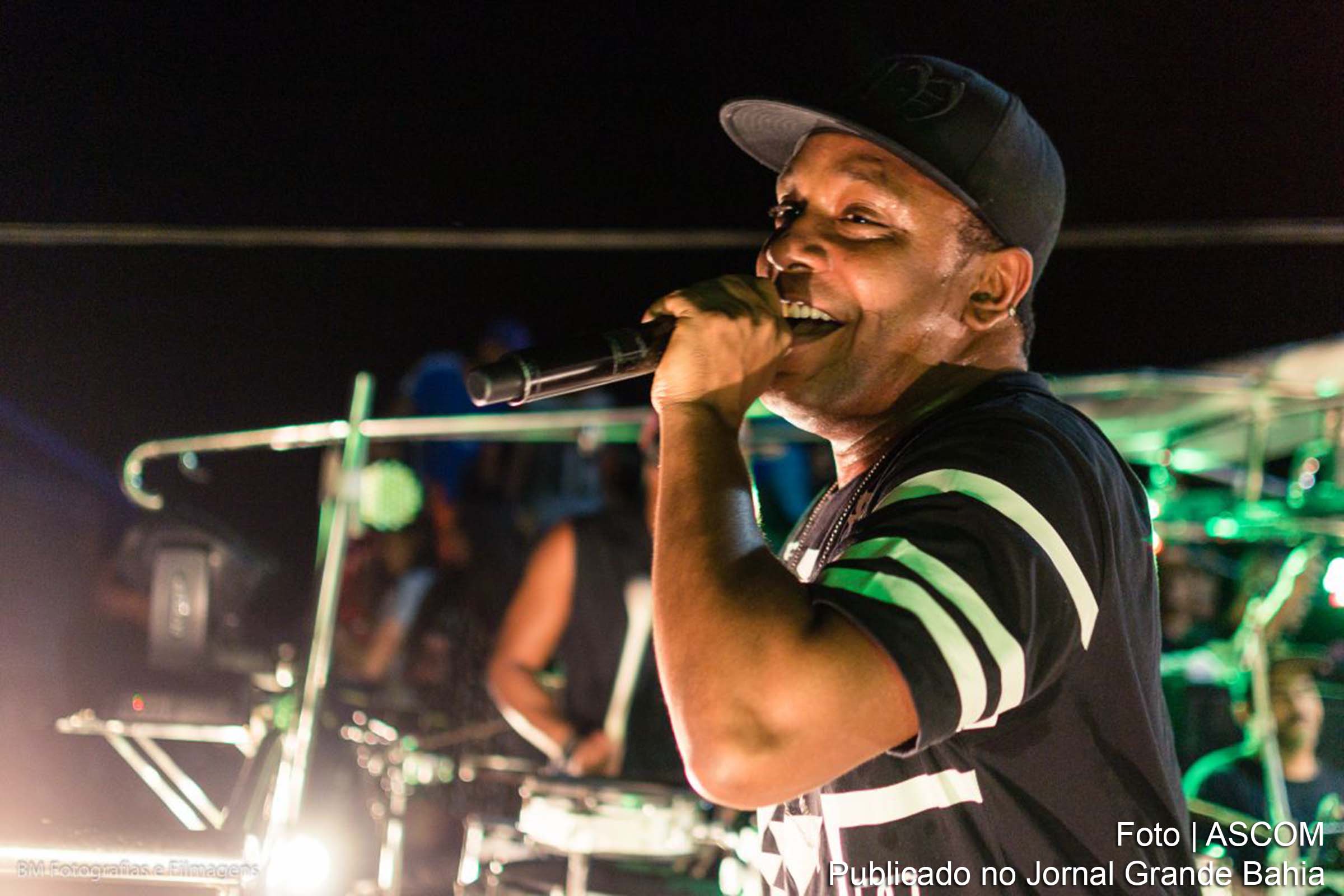 Cantor Márcio Victor.