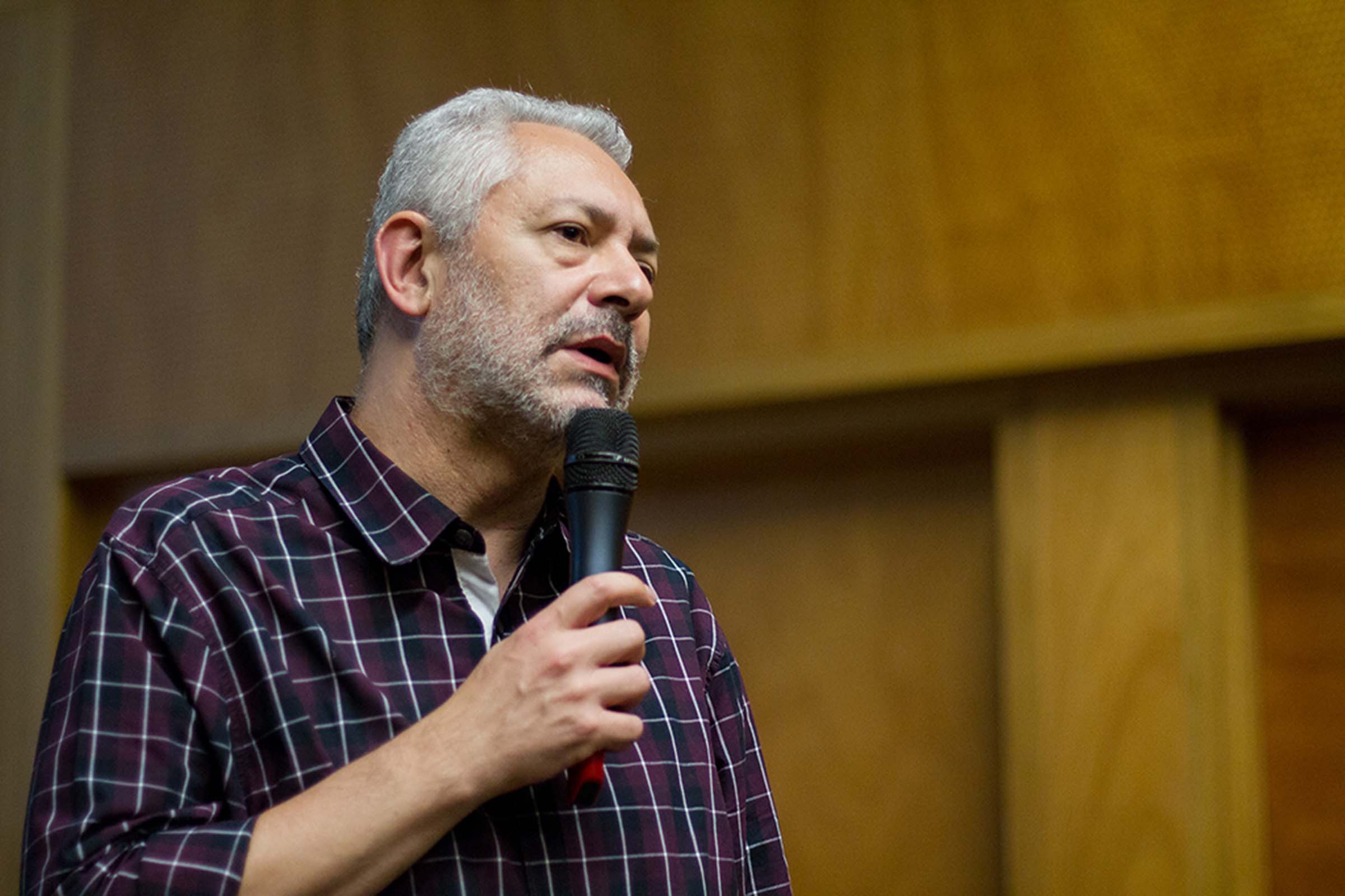 Sérgio Rizzo, crítico do jornal O Globo e apresentador do canal de TV Arte 1.