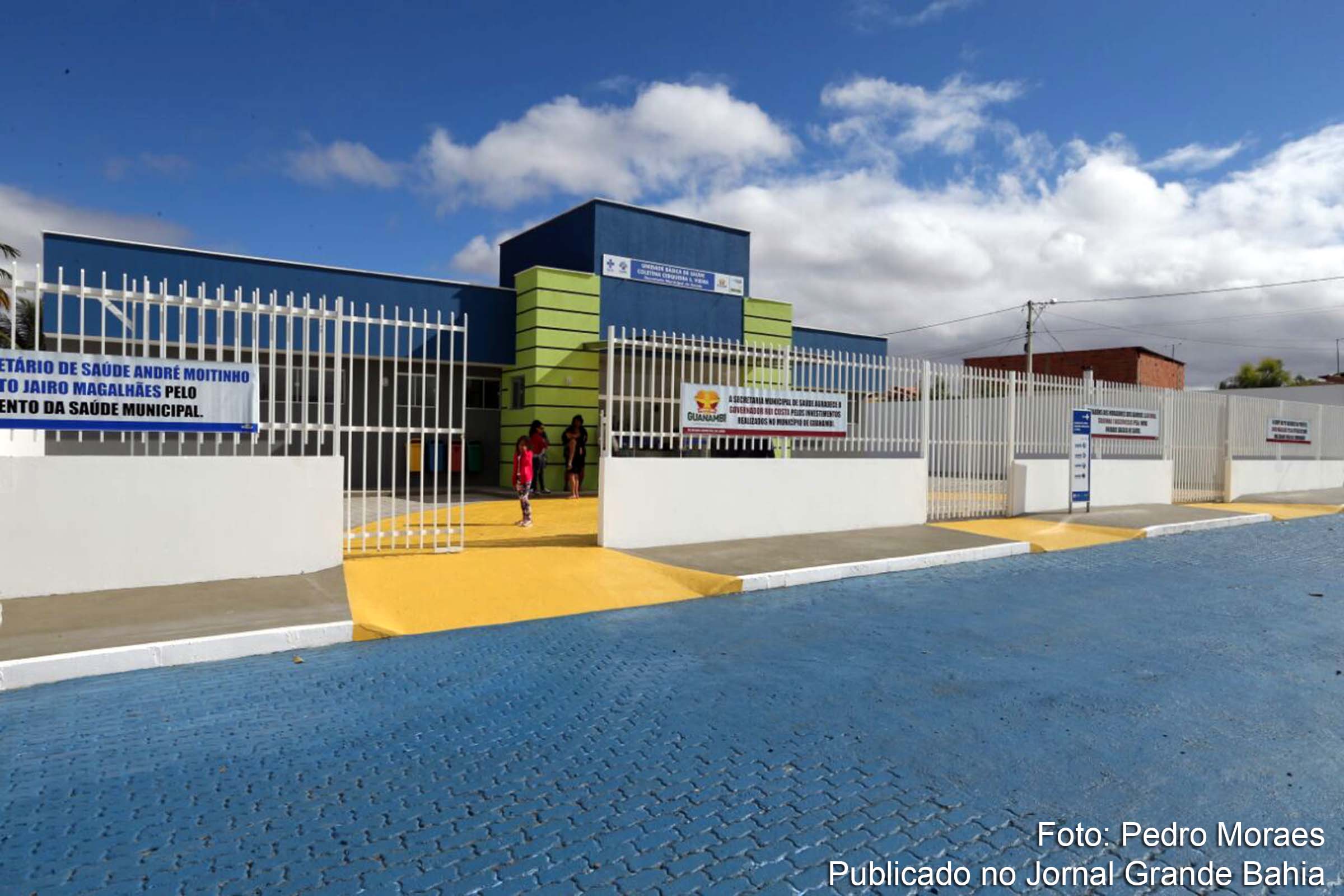 Fachada da Unidade Básica de Saúde na cidade de Guanambi.