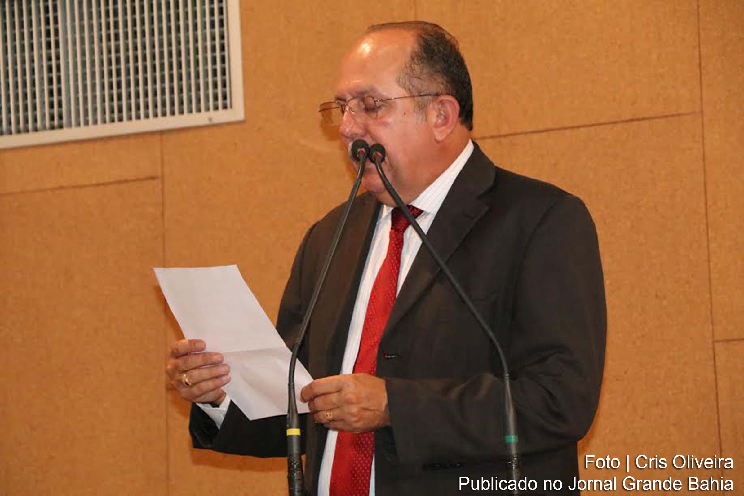 Deputado estadual José de Arimateia é presidente da Frente Parlamentar em Defesa da Saúde e Institutos de Pesquisas Afins na Bahia.