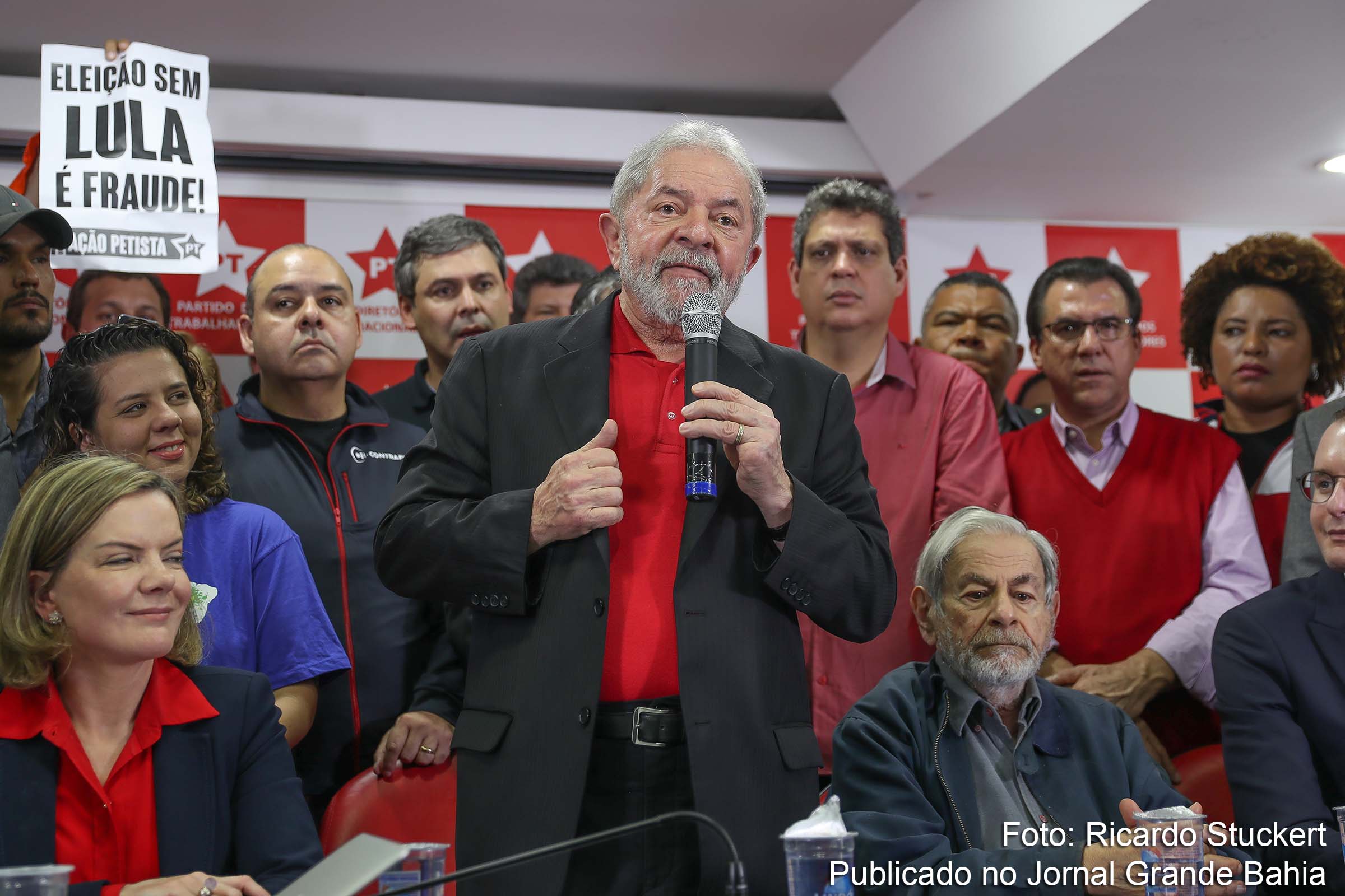 Lula: Quem acha que é o fim do Lula vai quebrar a cara, porque na política só quem tem o direito de decretar meu fim é o povo brasileiro.