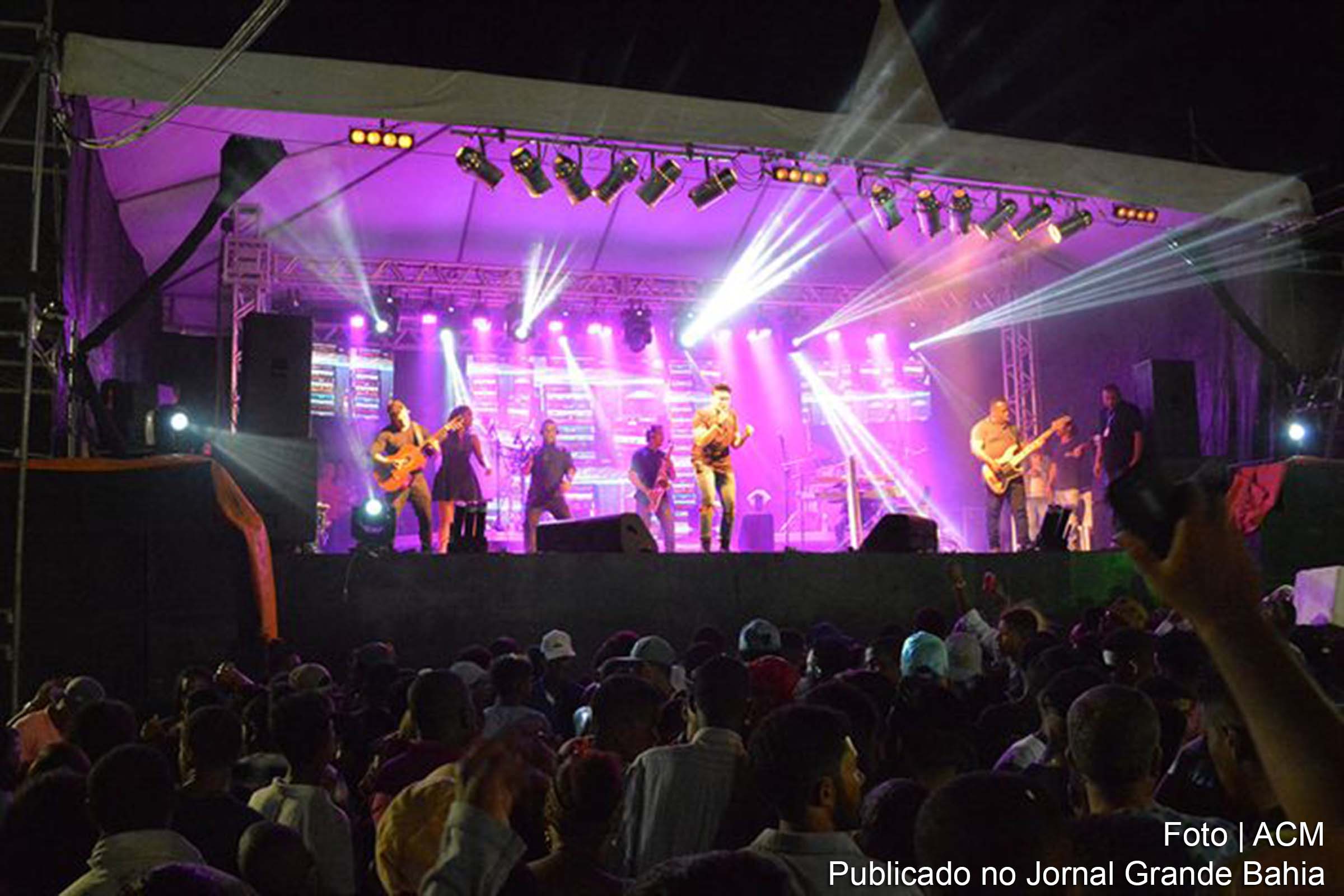 Show do São Pedro 2017 do Distrito de Jaíba, em Feira de Santana.