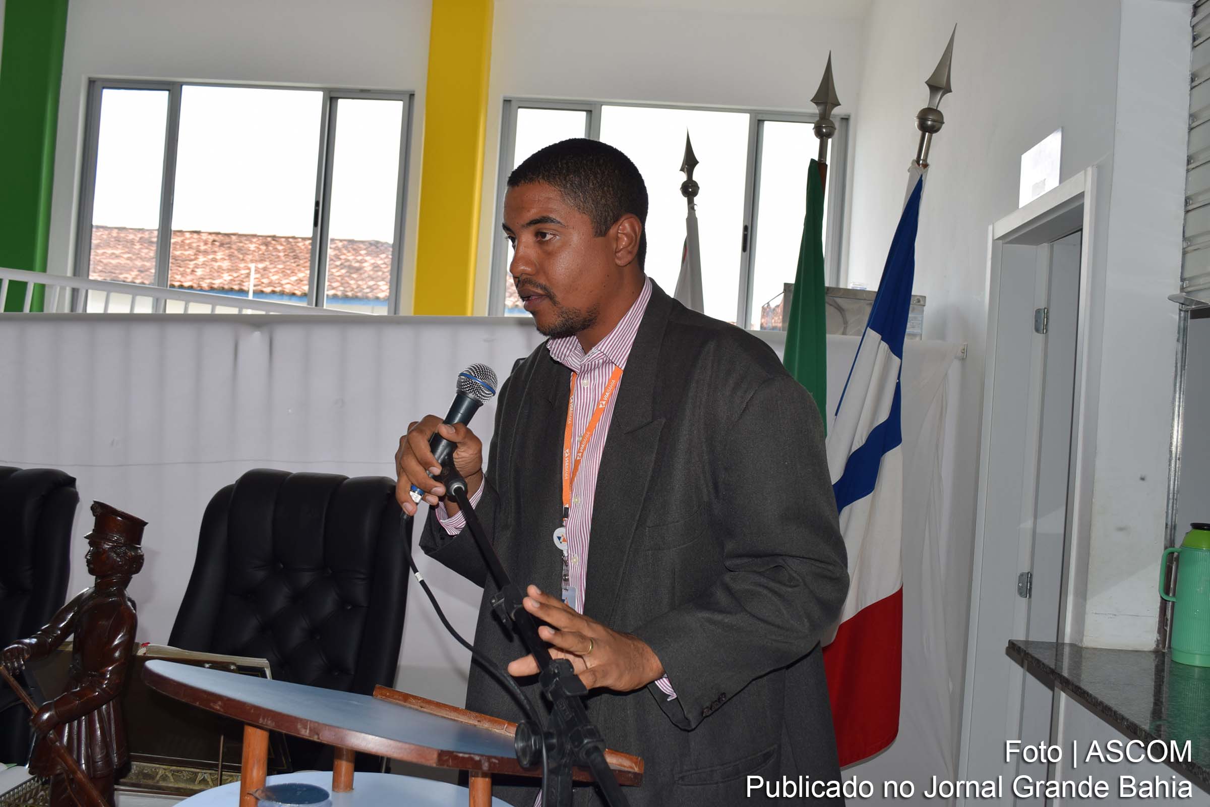 Djavan Santos: é preciso seguir alguns trâmites e o viaduto não foi construído porque a Via Bahia está no aguardo de uma resposta da ANTT.