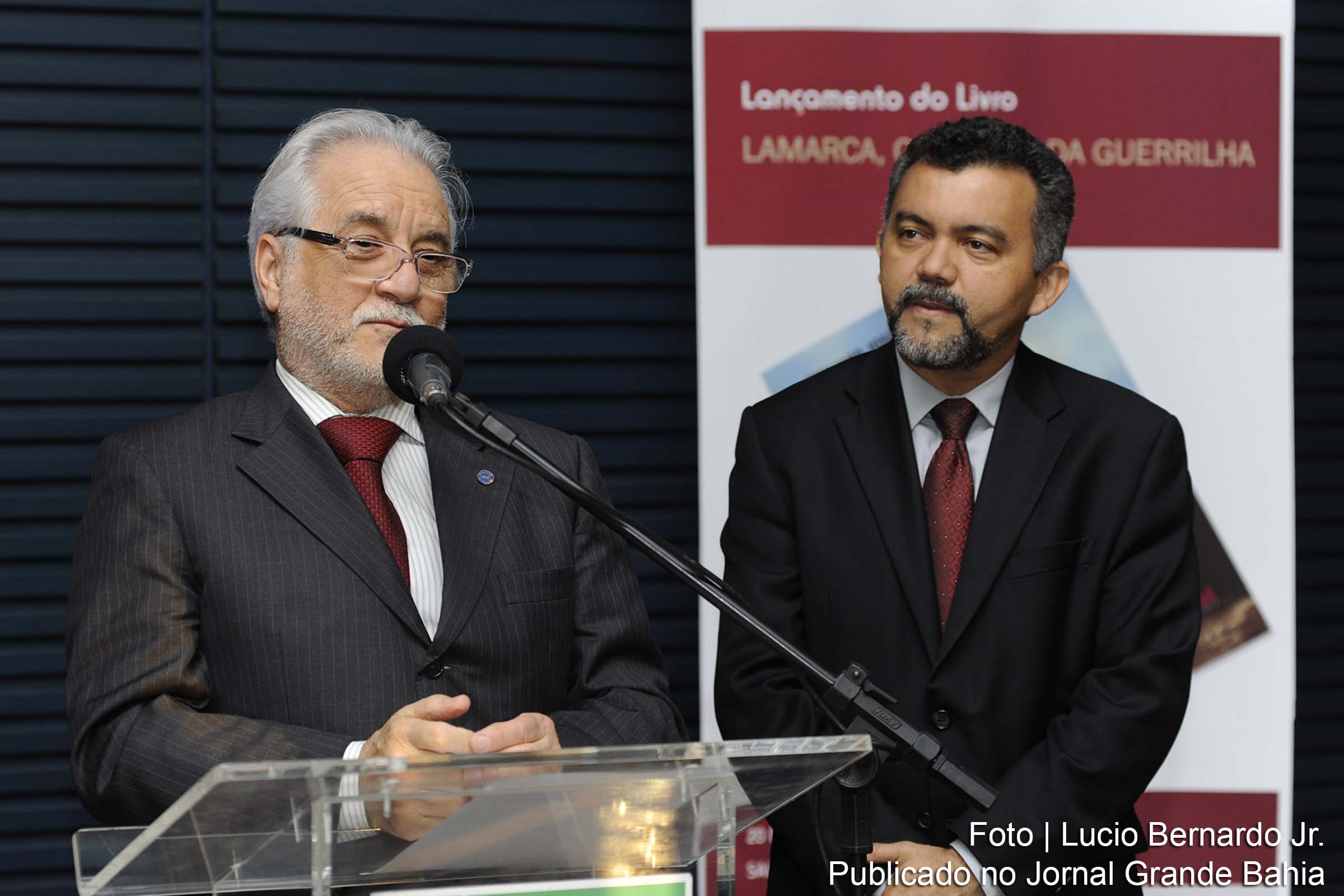 Ex-deputado Emiliano José relança livro ‘Lamarca, o Capitão da Guerrilha’; Evento foi sediado na Câmara