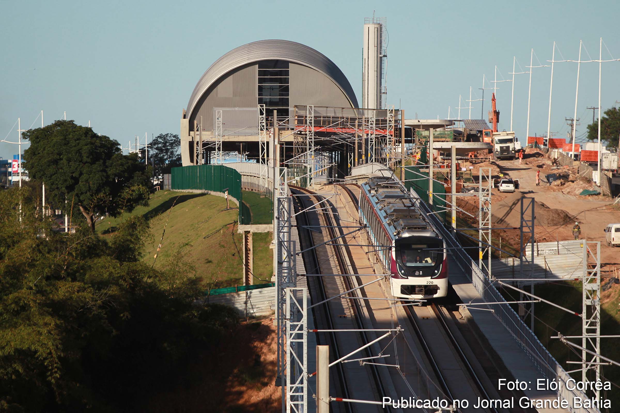 Linha 2 — Flamboyant, Tamburugy, Bairro da Paz e Mussurunga — do Sistema Metroviário Salvador/Lauro de Freitas.