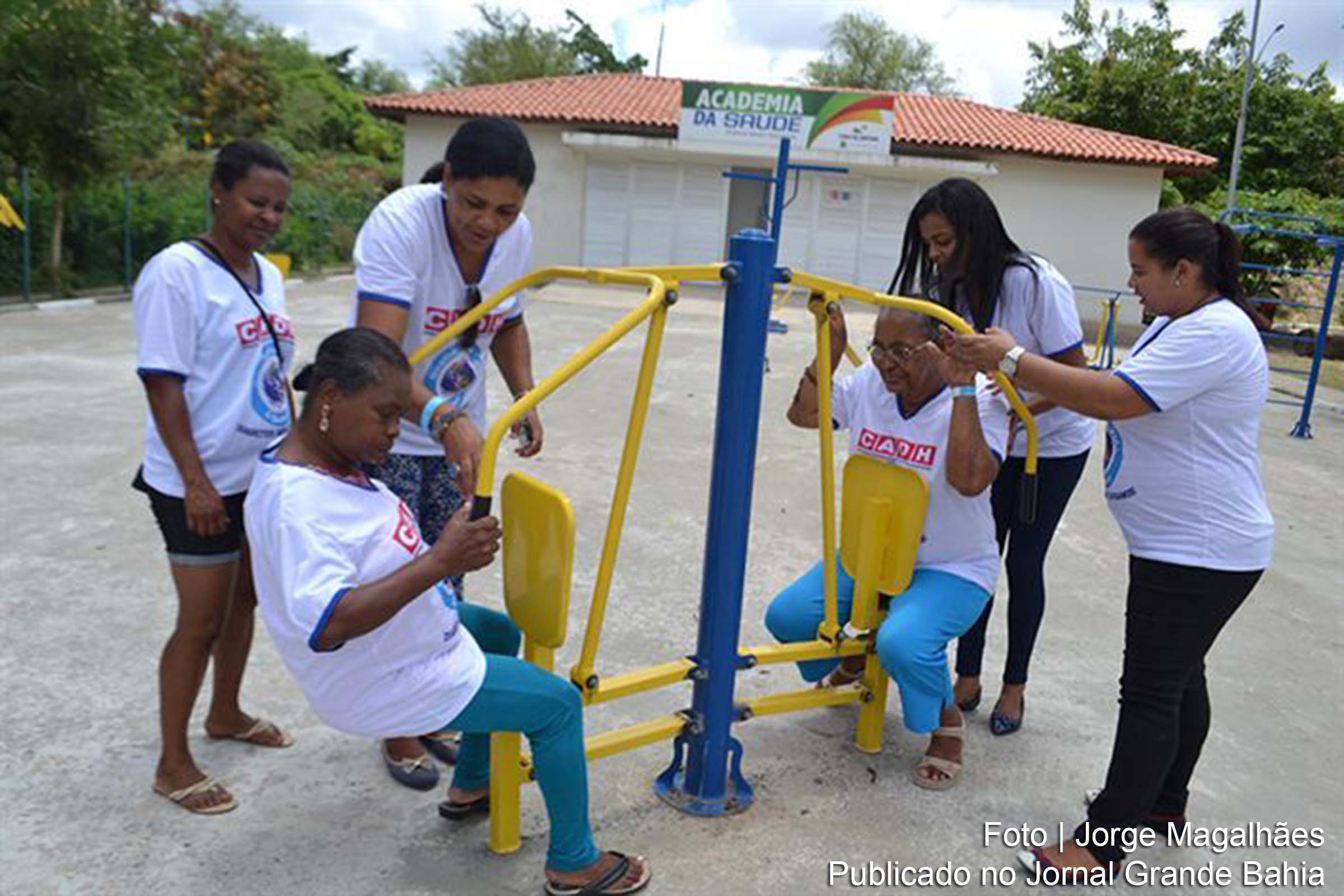 Atividades realizadas na academia da Saúde Professor Nelson Nascimento, instalada no Parque da Lagoa Radialista Erivaldo Cerqueira, em Feira de Santana.