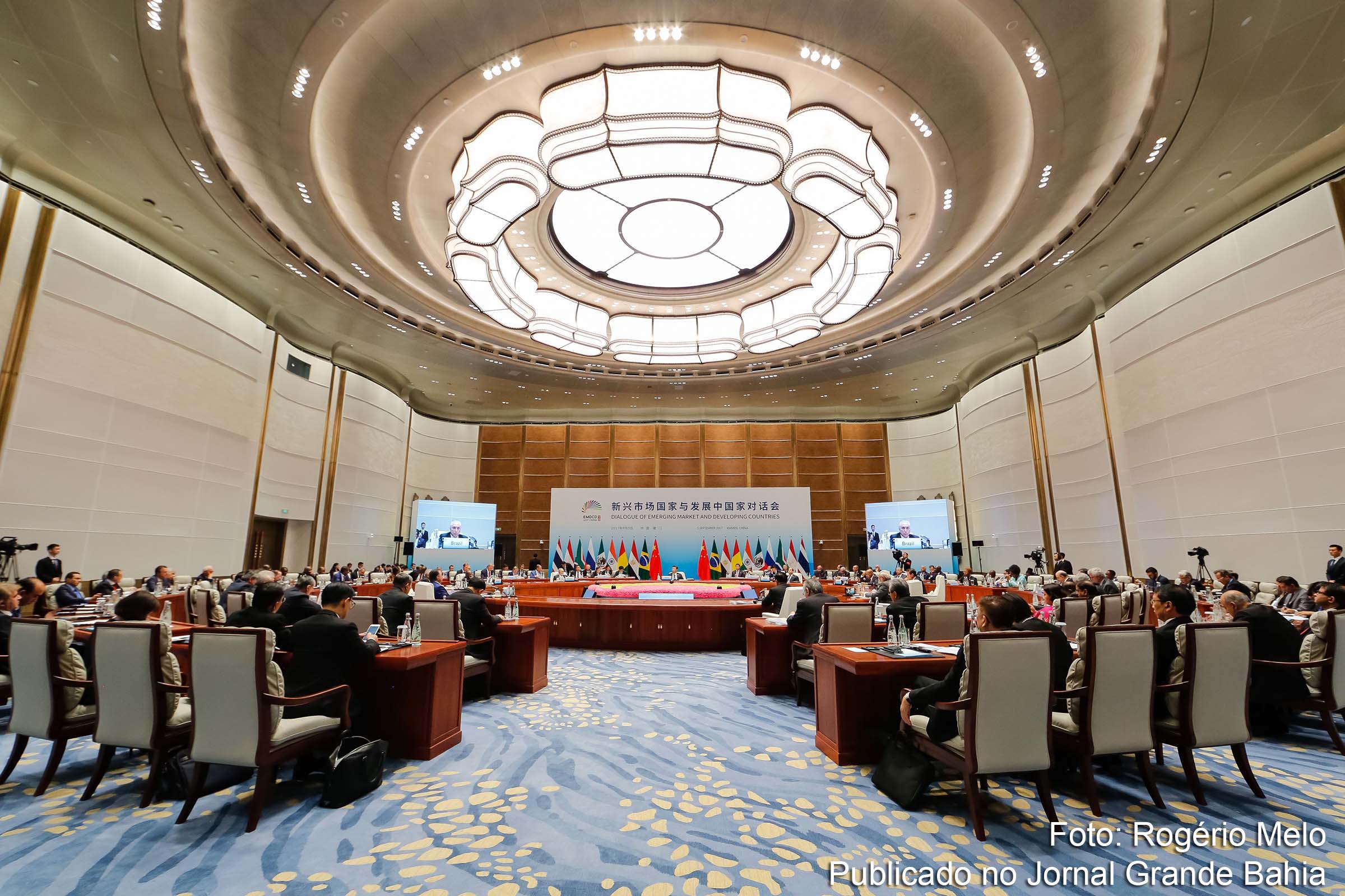 O presidente Michel Temer participa do Diálogo dos Chefes de Estado e de Governo do Brics com o Conselho Empresarial do Brics.
