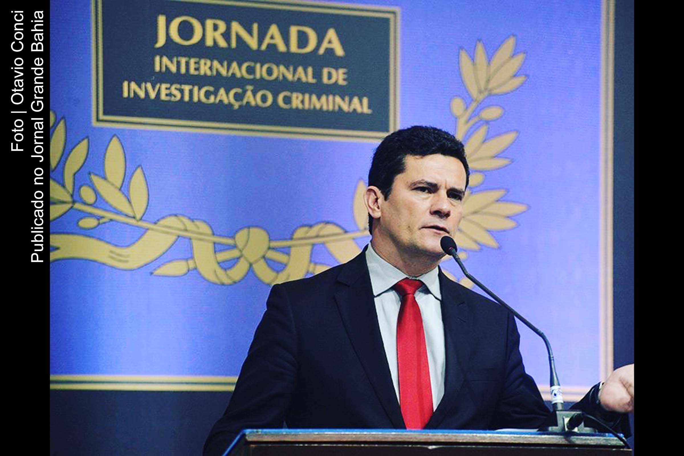 Juiz Sérgio Moro agiu como acusador e jamais buscou a verdade dos fatos, afirma defesa do ex-presidente Lula.