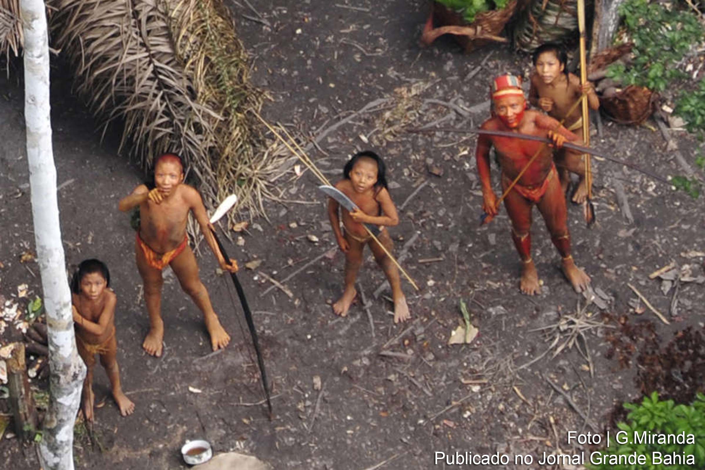 Tribos isoladas na Amazônia brasileira, imagem aérea foi registrada em 2010.