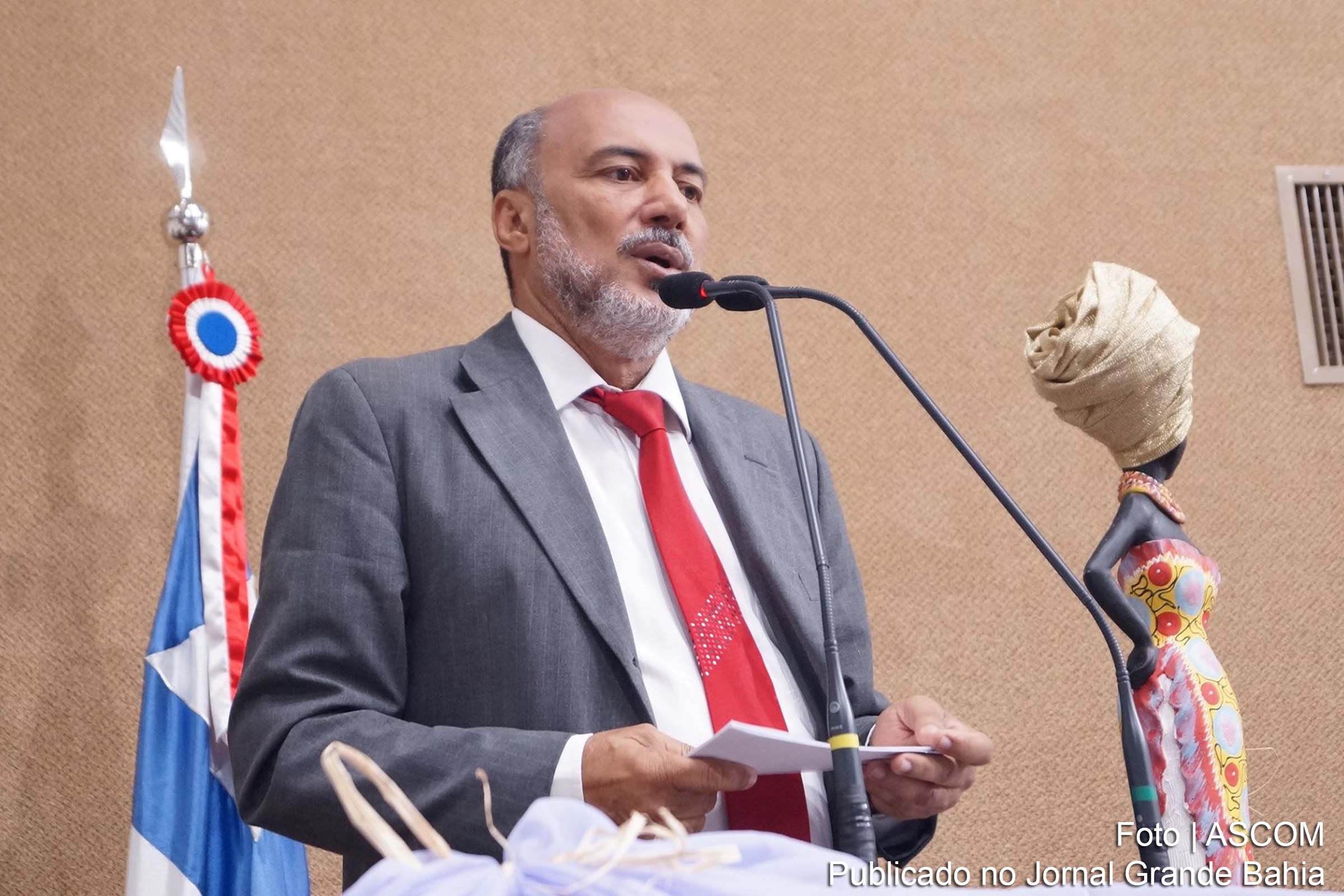 Bira Corôa: expresso meu pesar e indignação, pelo falecimento do ambientalista, ativista e defensor dos diretos das comunidades quilombolas em função da disputa pela posse da terra.