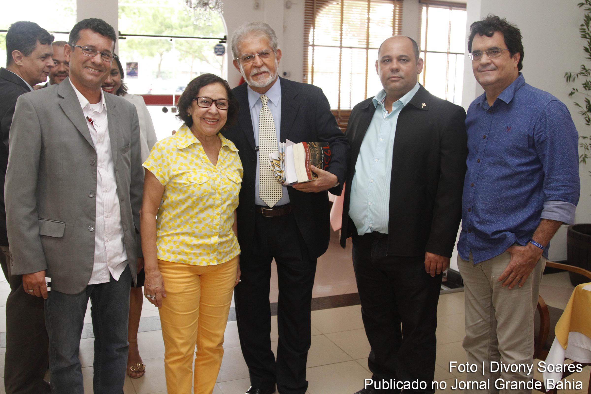 “O Brasil precisa de uma intervenção popular”, afirma senadora Lídice da Mata, durante II Conferência do Jornal Grande Bahia