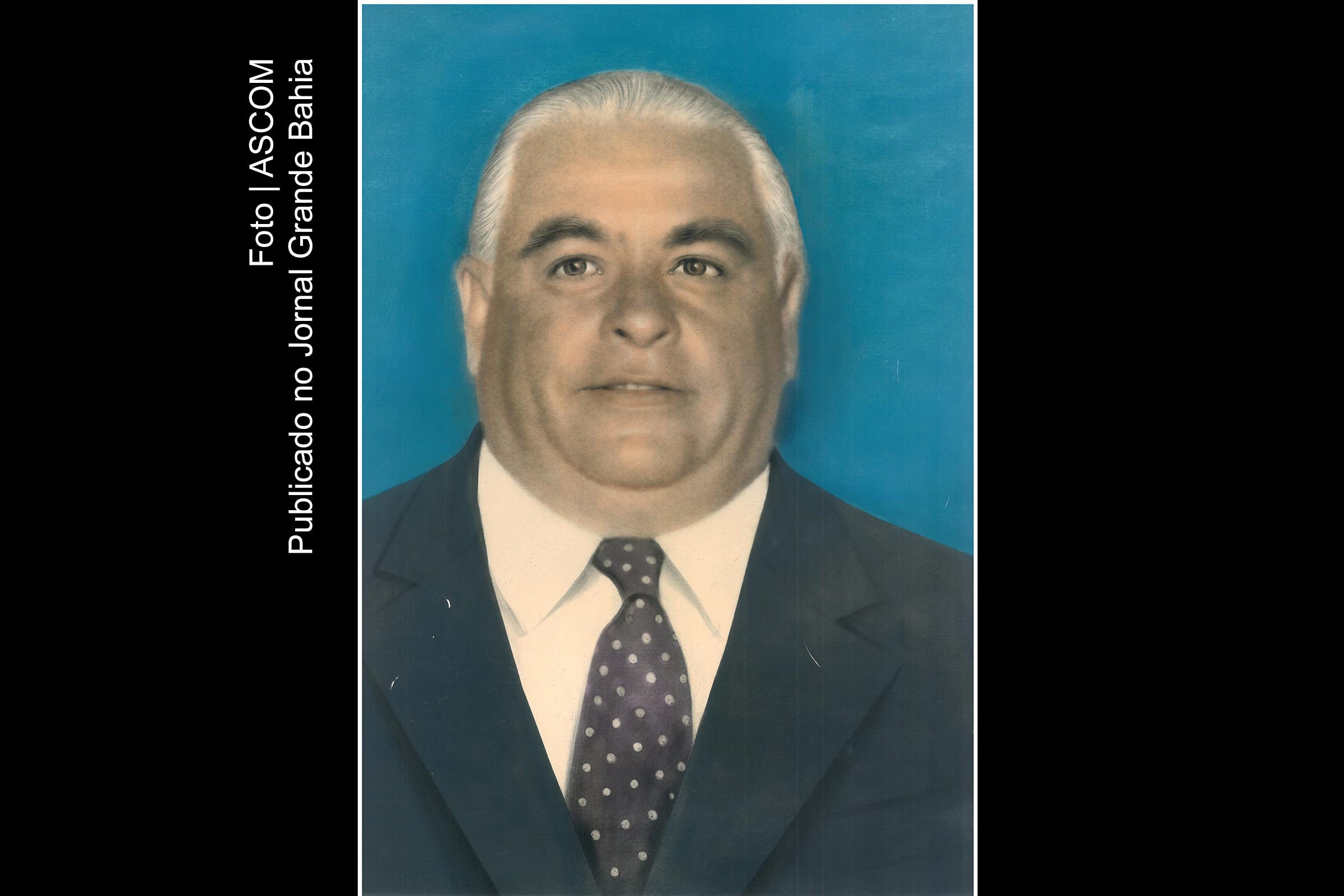 Na quarta-feira, 25 de outubro de 1967, o presidente da câmara municipal, vereador Manoel da Costa Falcão assumiu pela primeira vez o cargo de prefeito de Feira de Santana. O comando do executivo foi passado pelo prefeito João Durval.