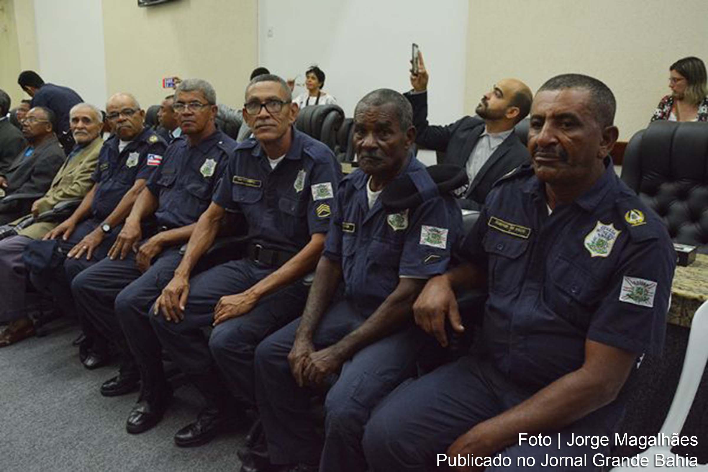 Sessão solene em homenagem ao Dia da Guarda Municipal realizada pela Câmara Municipal de Feira de Santana.