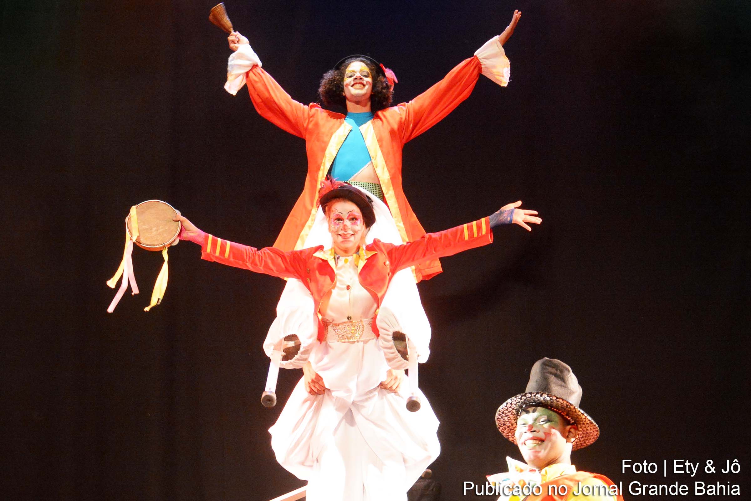 Feira de Santana: projeto Domingo Tem Teatro encerra temporada de apresentações de 2017