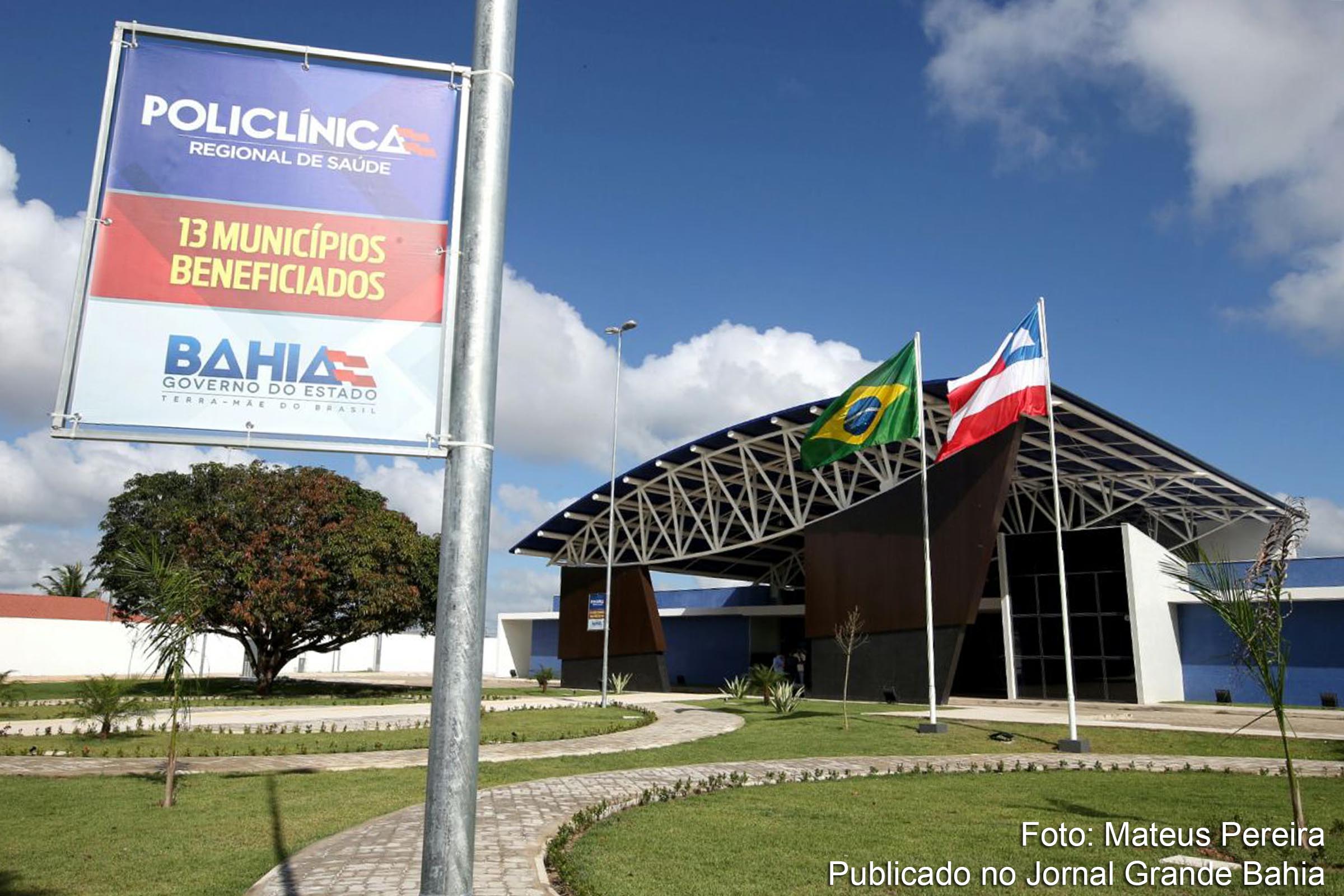 Fachada da Policlínica Regional de Saúde de Teixeira de Freitas.