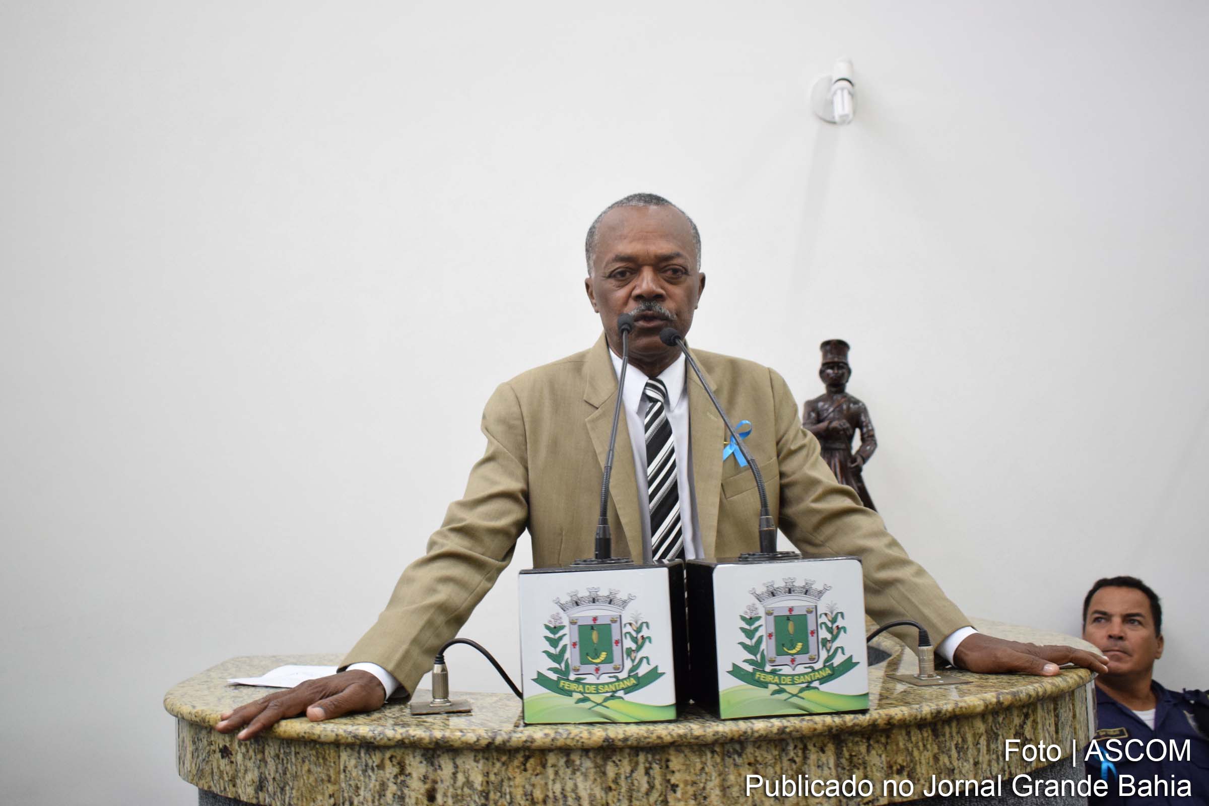 João dos Santos (João Bililiu): a falta de pavimento gera muitos transtornos aos transeuntes.