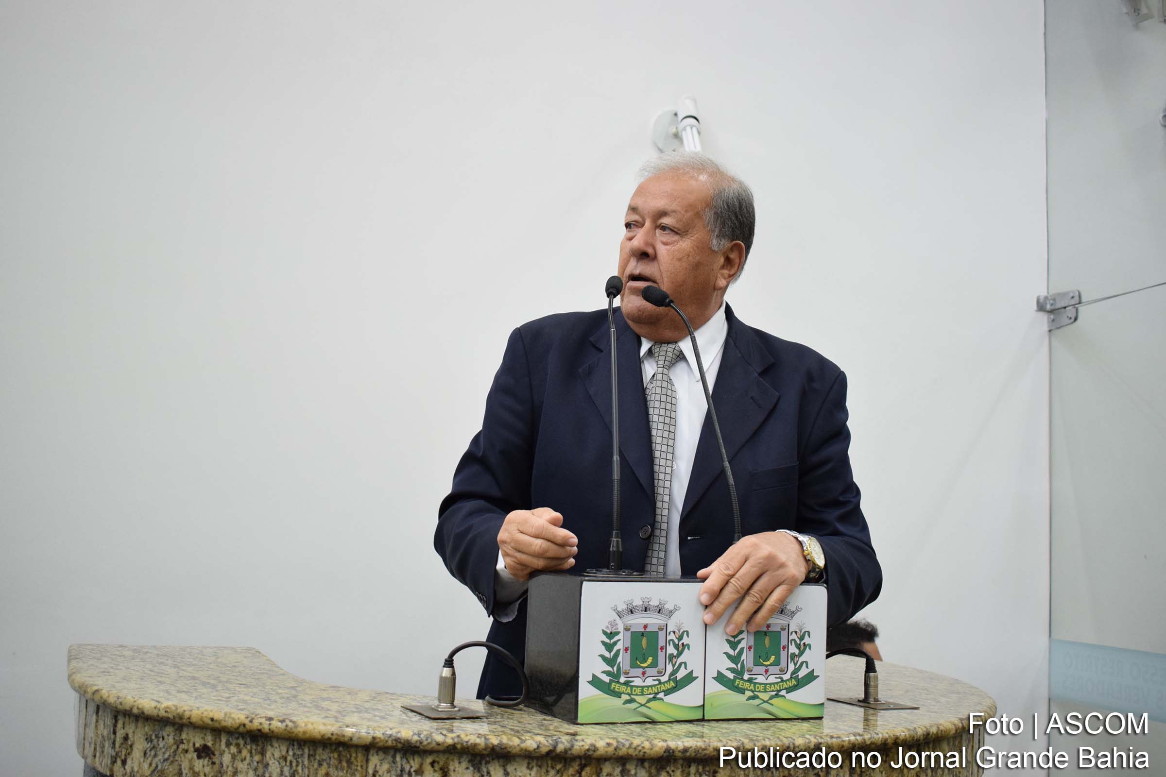 Antônio Carlos (Carlito do Peixe): cabe, sim, à bancada governista defender o Governo Municipal.