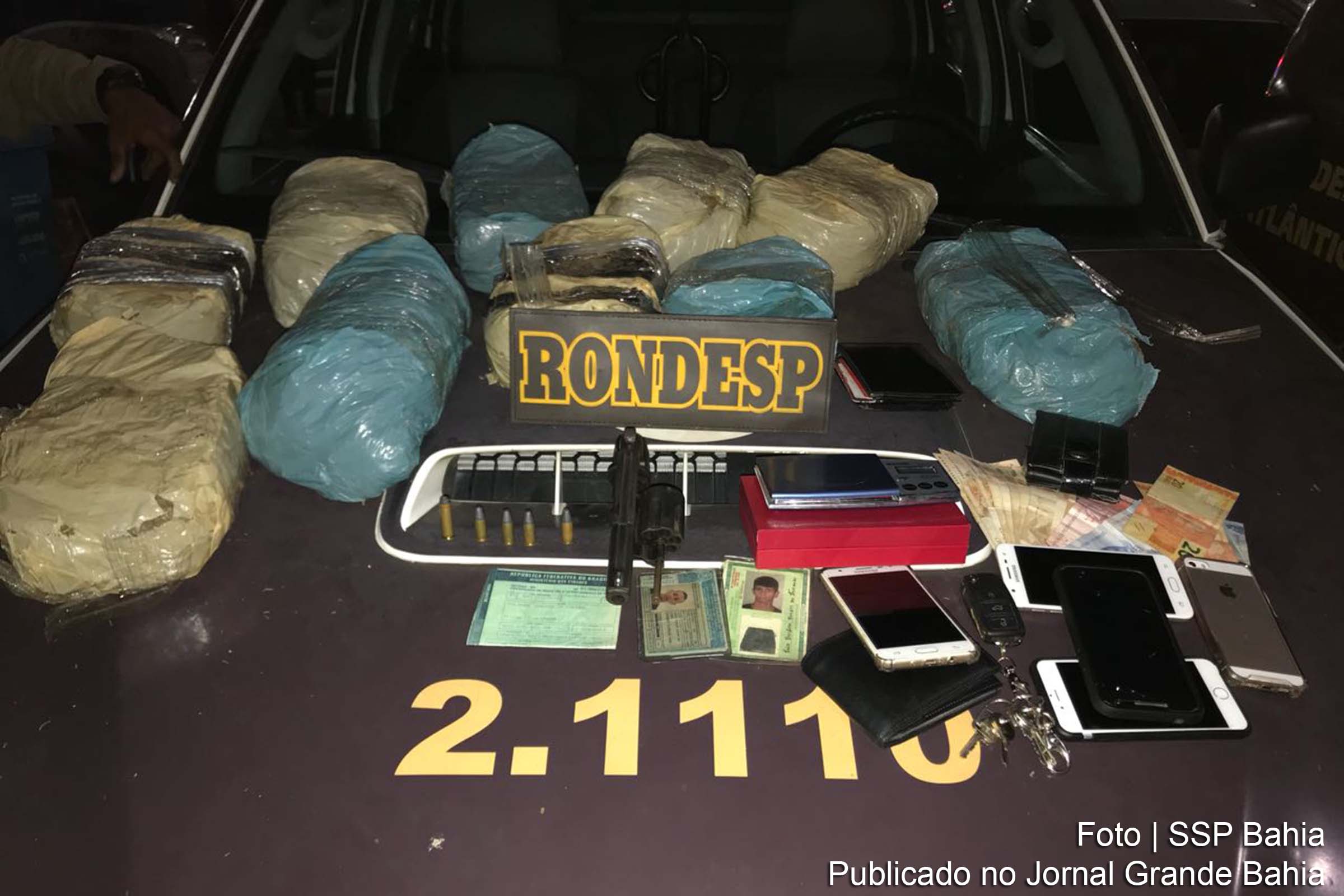 Entorpecentes apreendidos pela Rondesp Atlântico em Salvador.