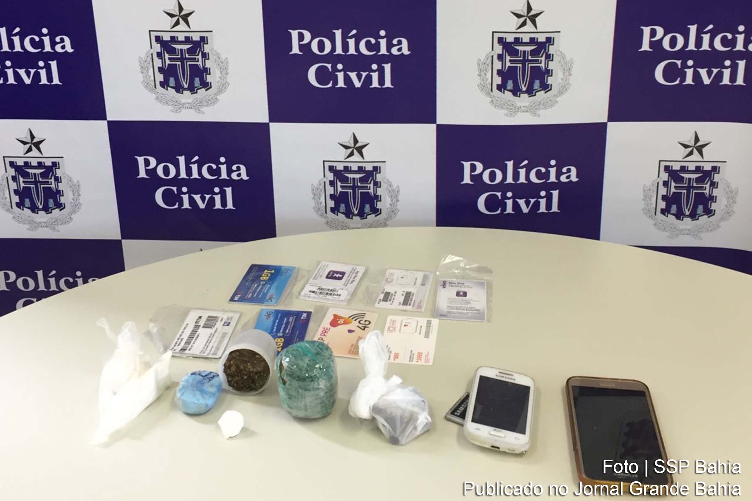 Materiais apreendidos pelo Departamento de Crimes Contra o Patrimônio (DCCP) e pela Coordenadoria de Operações Especiais (COE), em Salvador.