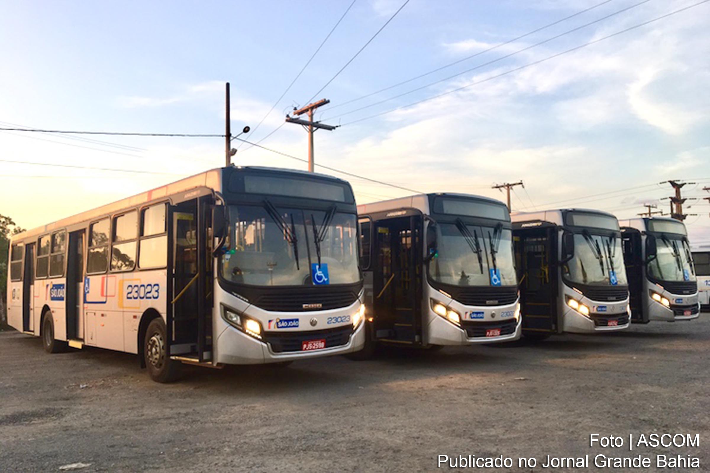 Quatro novos ônibus da viação São João são incorporados à frota de Feira de Santana.
