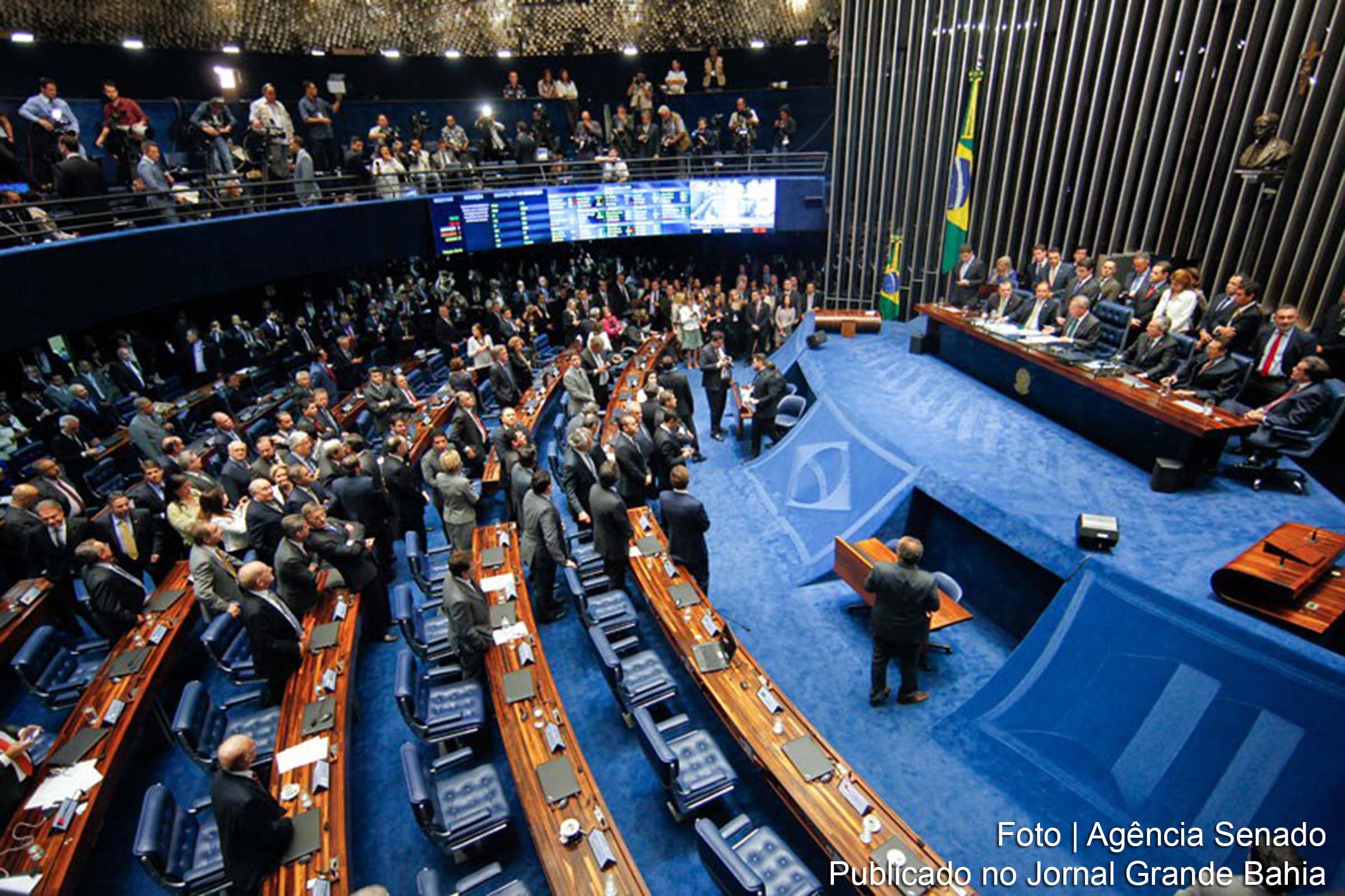 Senado aprova proposta que amplia recursos financeiros para os municípios.