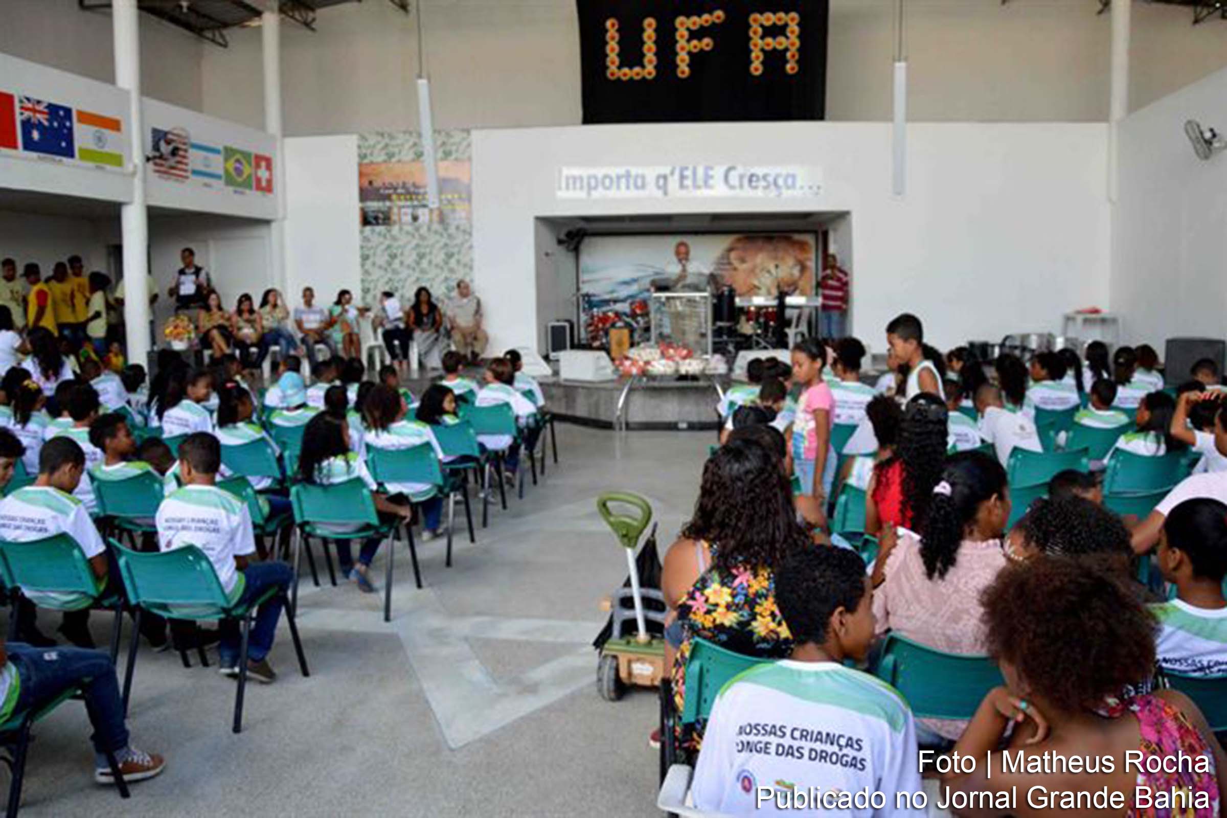 Solenidade de formação do Programa Educacional de Resistência às Drogas e à Violência (Proerd).