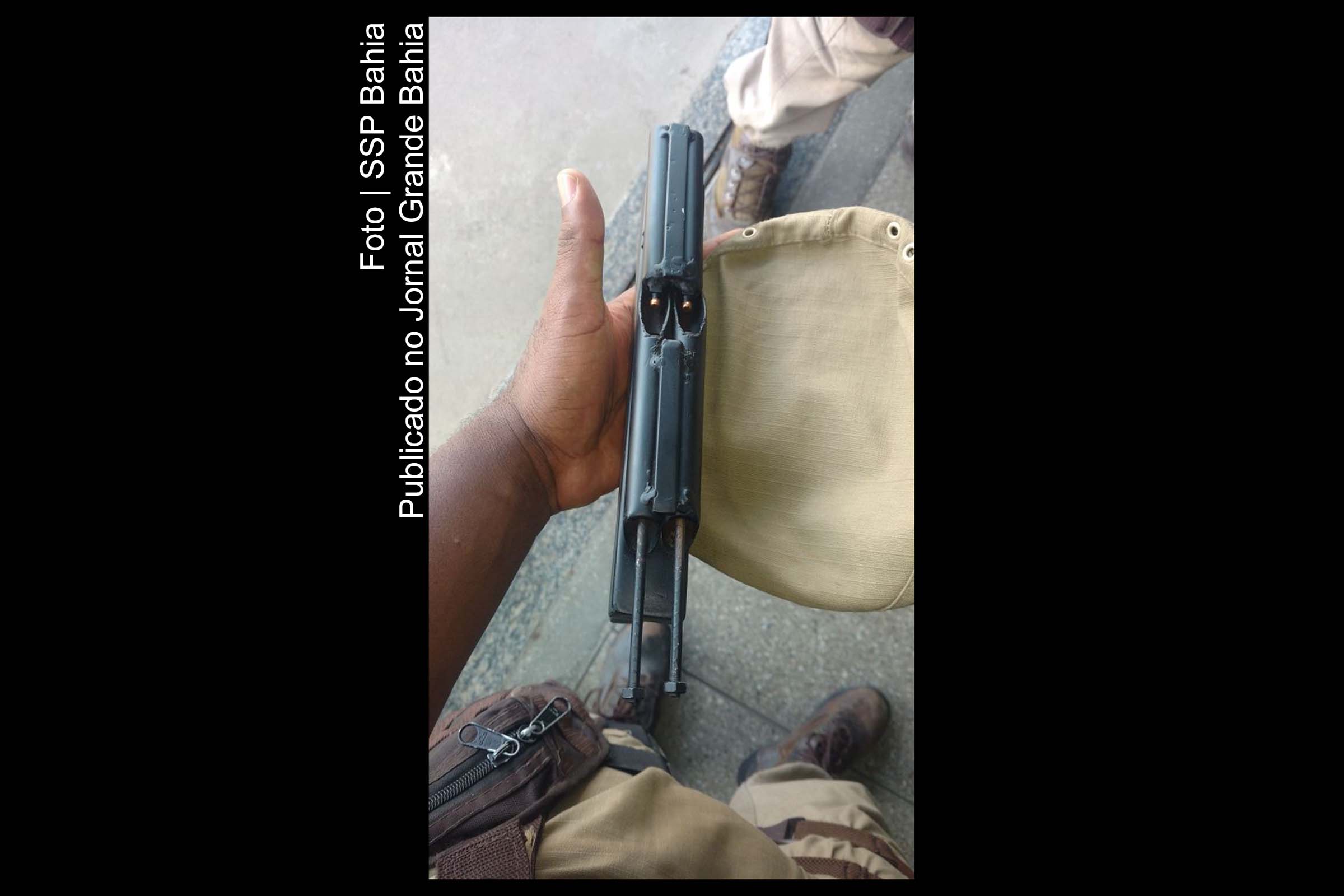 Arma de fabricação artesanal apreendida pela 19ª Companhia Independente de Polícia Militar, no Subúrbio Ferroviário de Salvador.