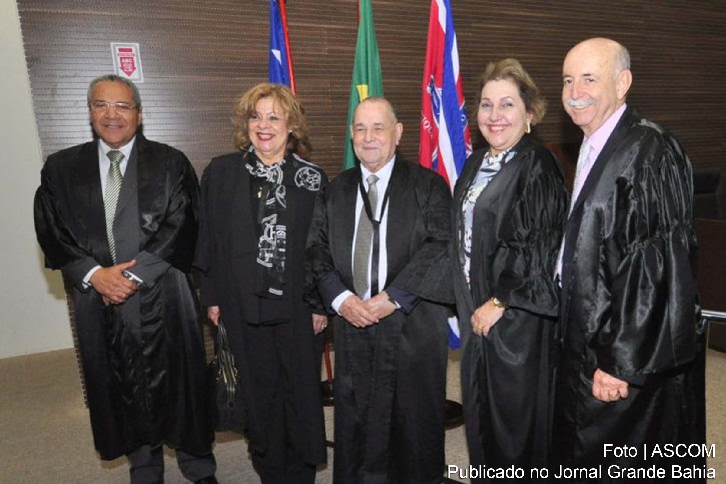 Desembargadores do TJBA passam a dirigi corte justiça no biênio 2018/2020.