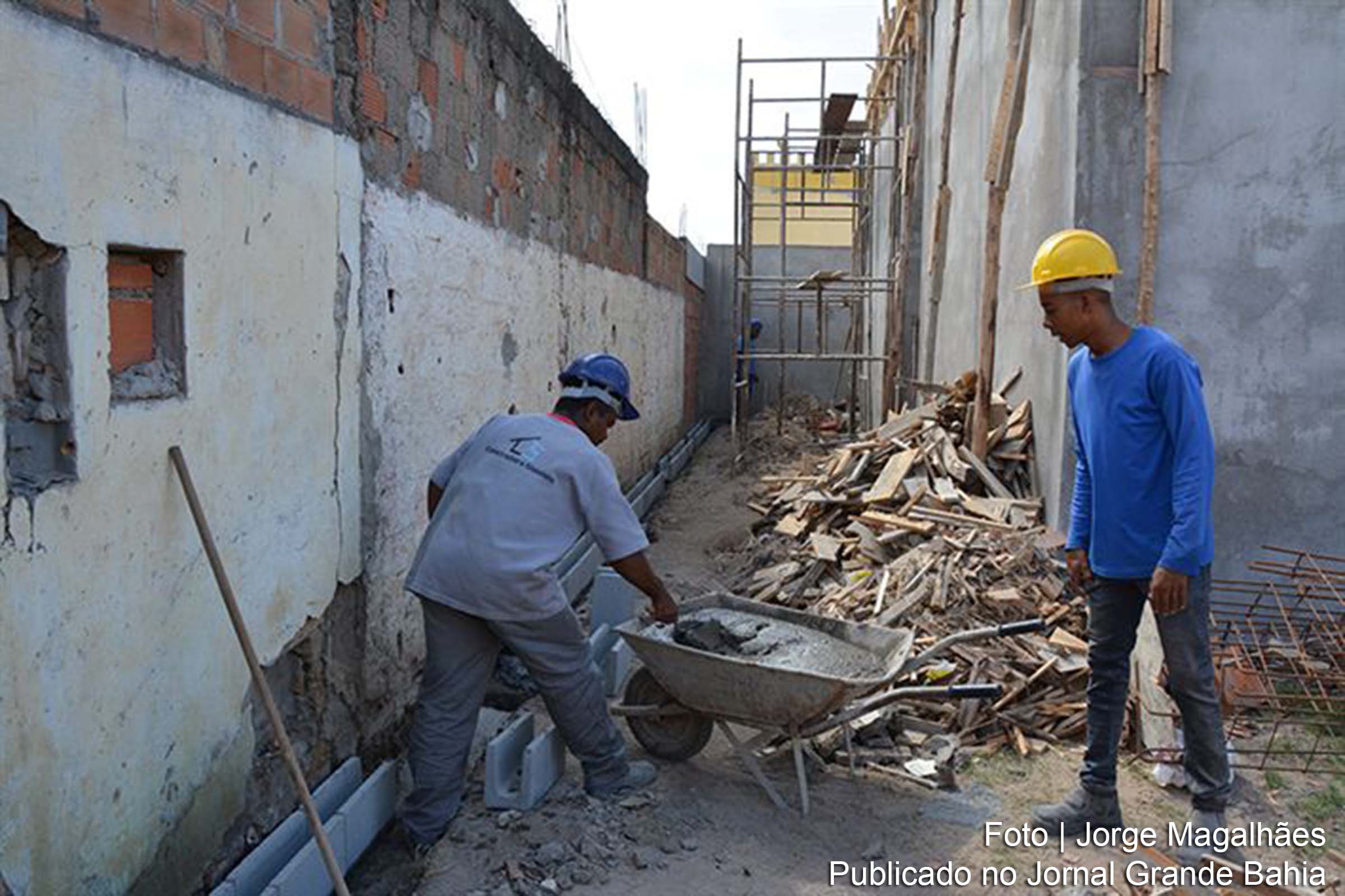 Obras da nova sede do Centro Municipal de Diagnóstico por Imagem Dr. Eugênio Laurine, em Feira de Santana.